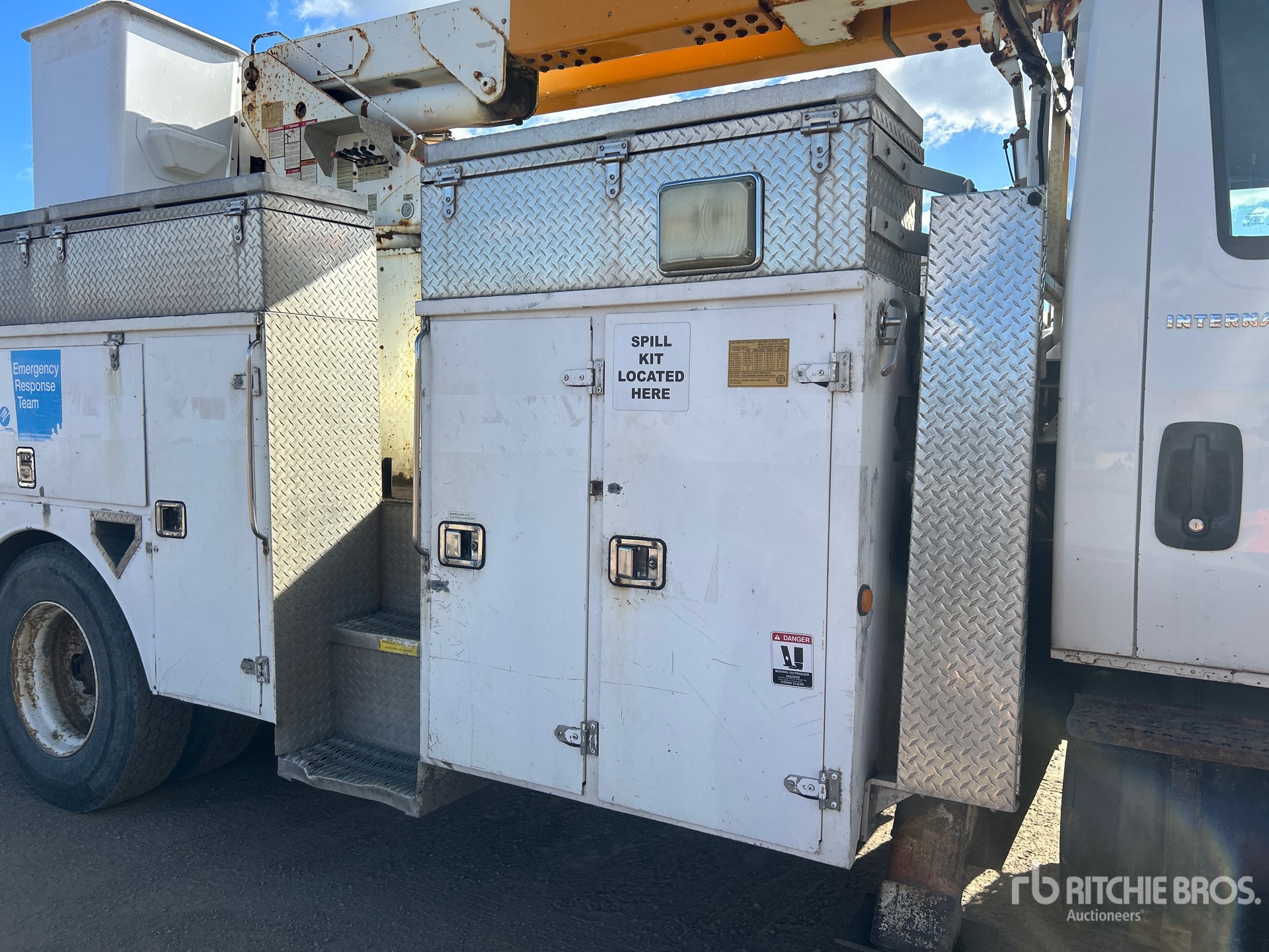2005 International 4300