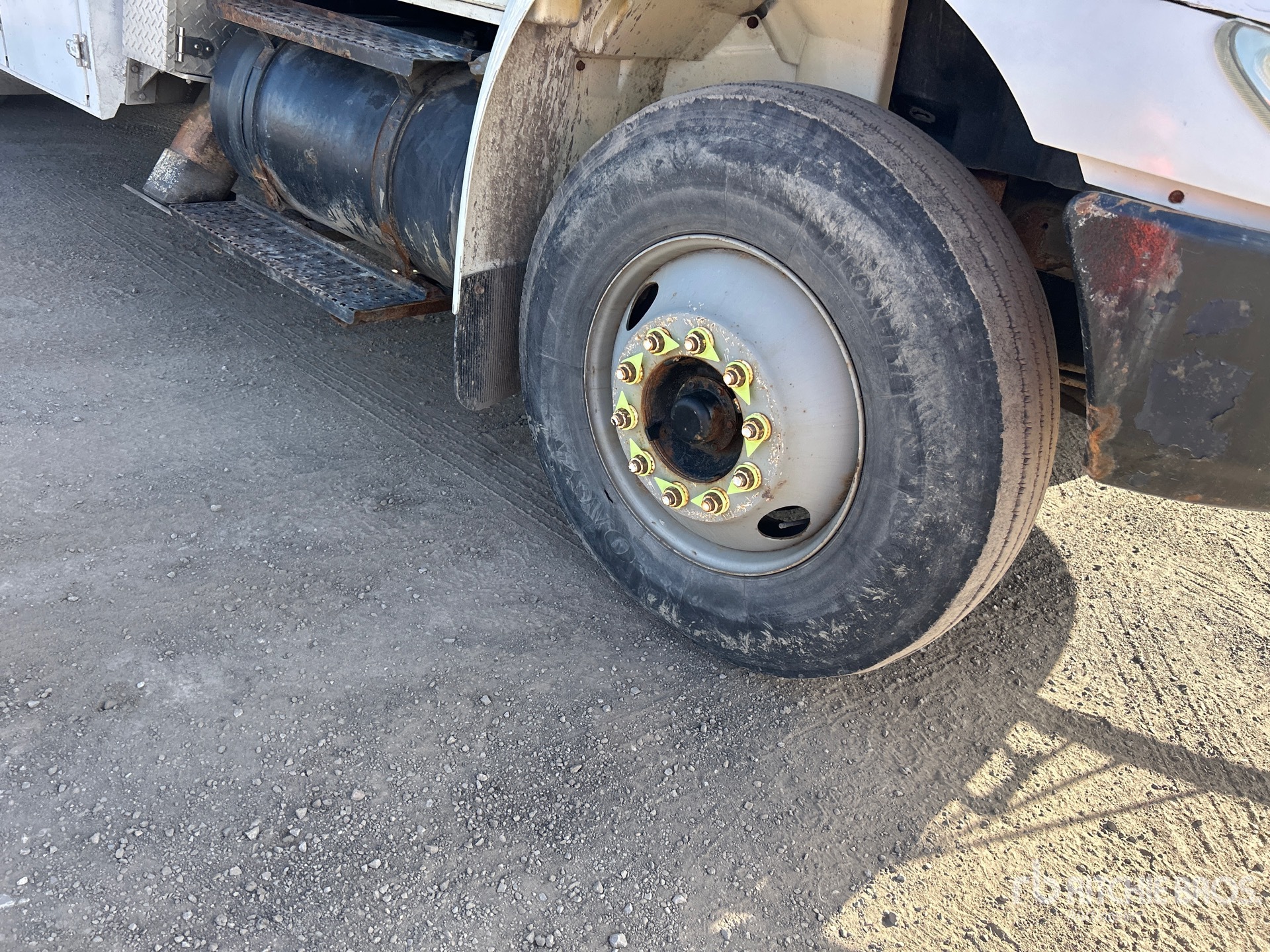 2005 International 4300