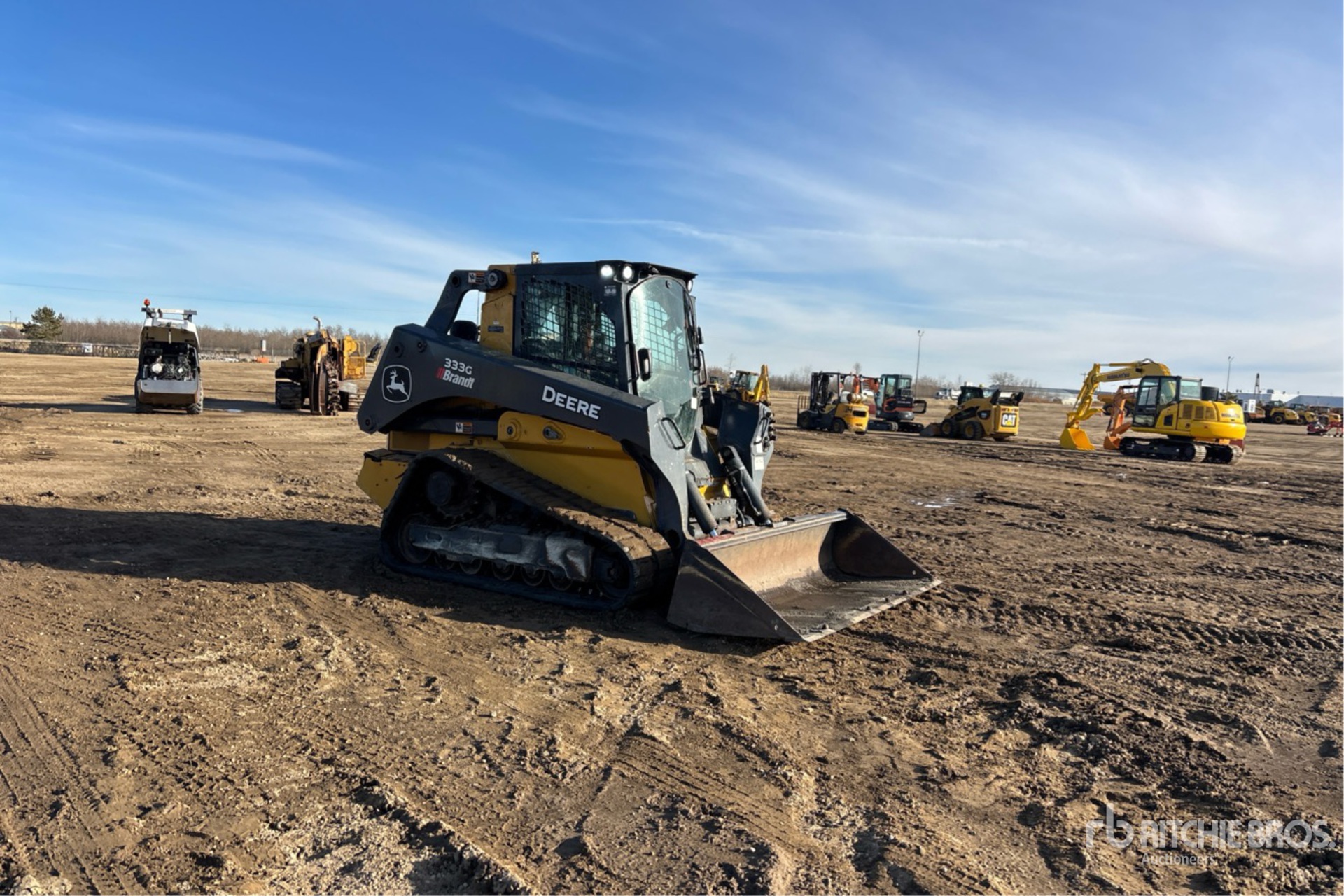 2023 John Deere 333G
