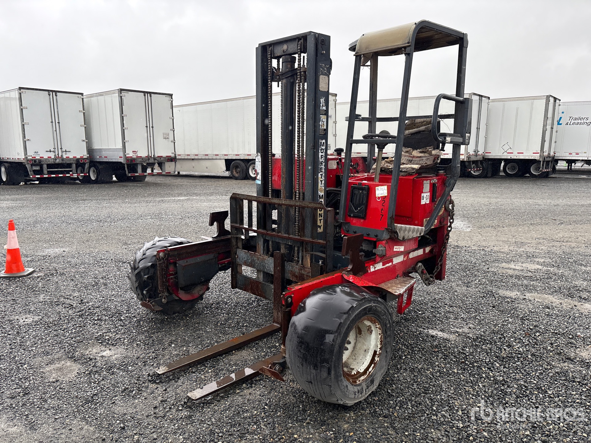 Photo of 1998 Moffett M5000