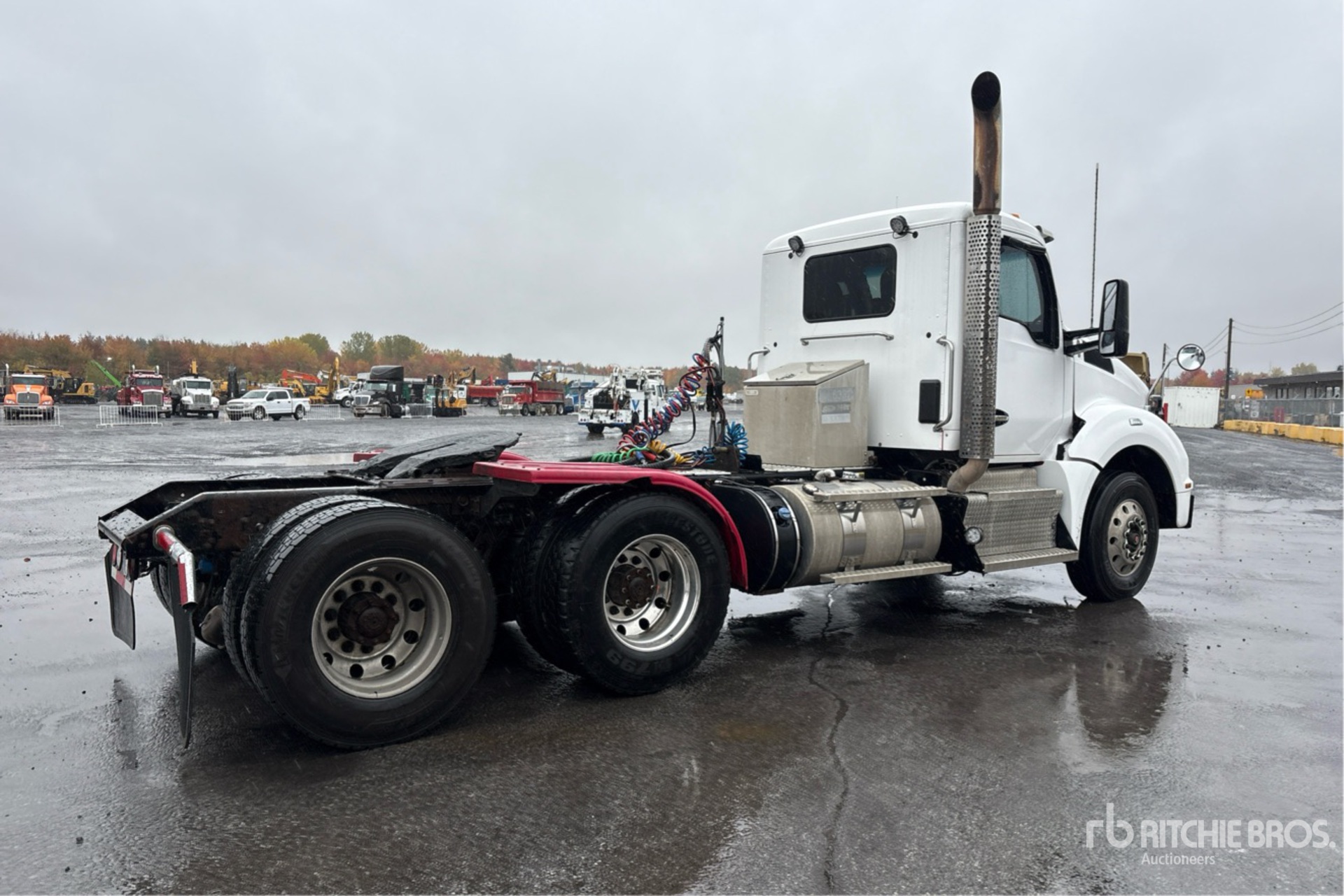 2015 Kenworth T880