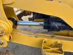 Hydraulics with Ripper Cylinders