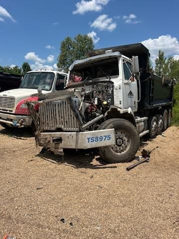 2023 Western Star 4700 SD T/A Day Cab Truck Tractor