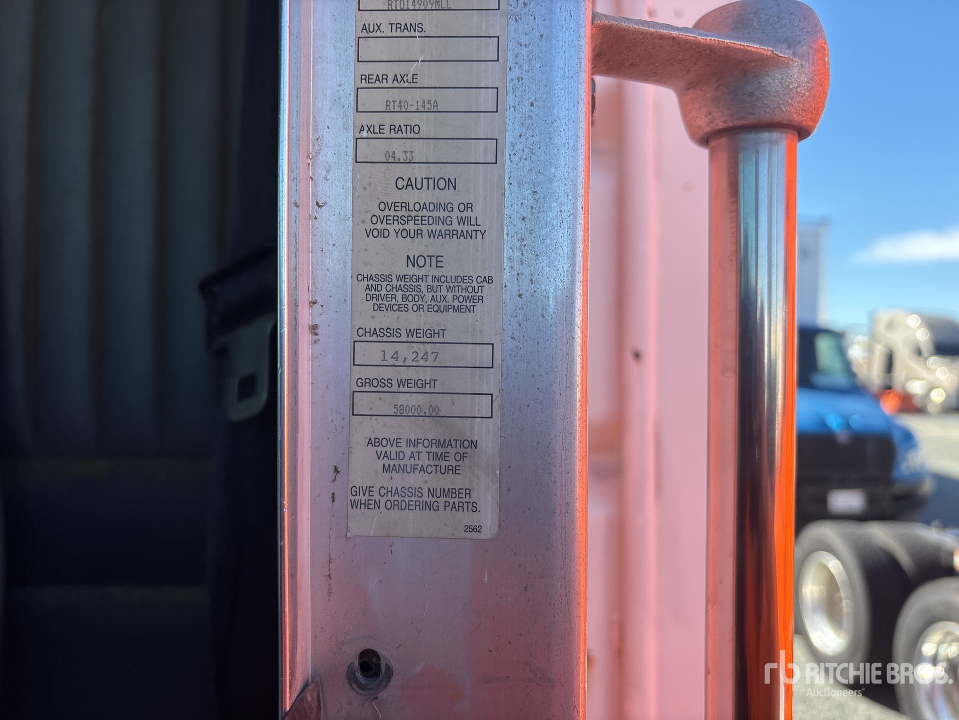 2001 Kenworth W900