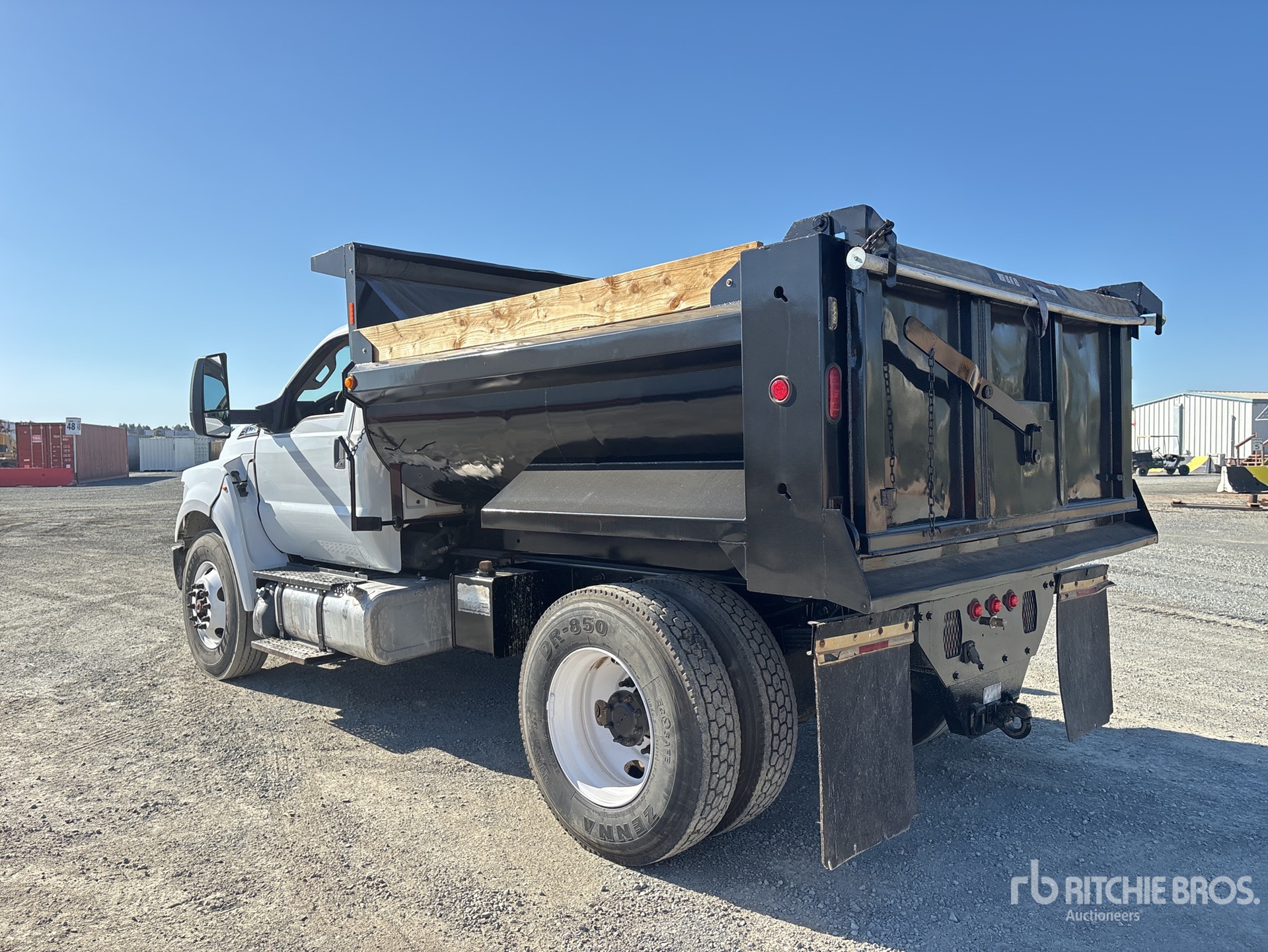 2016 Ford F-750