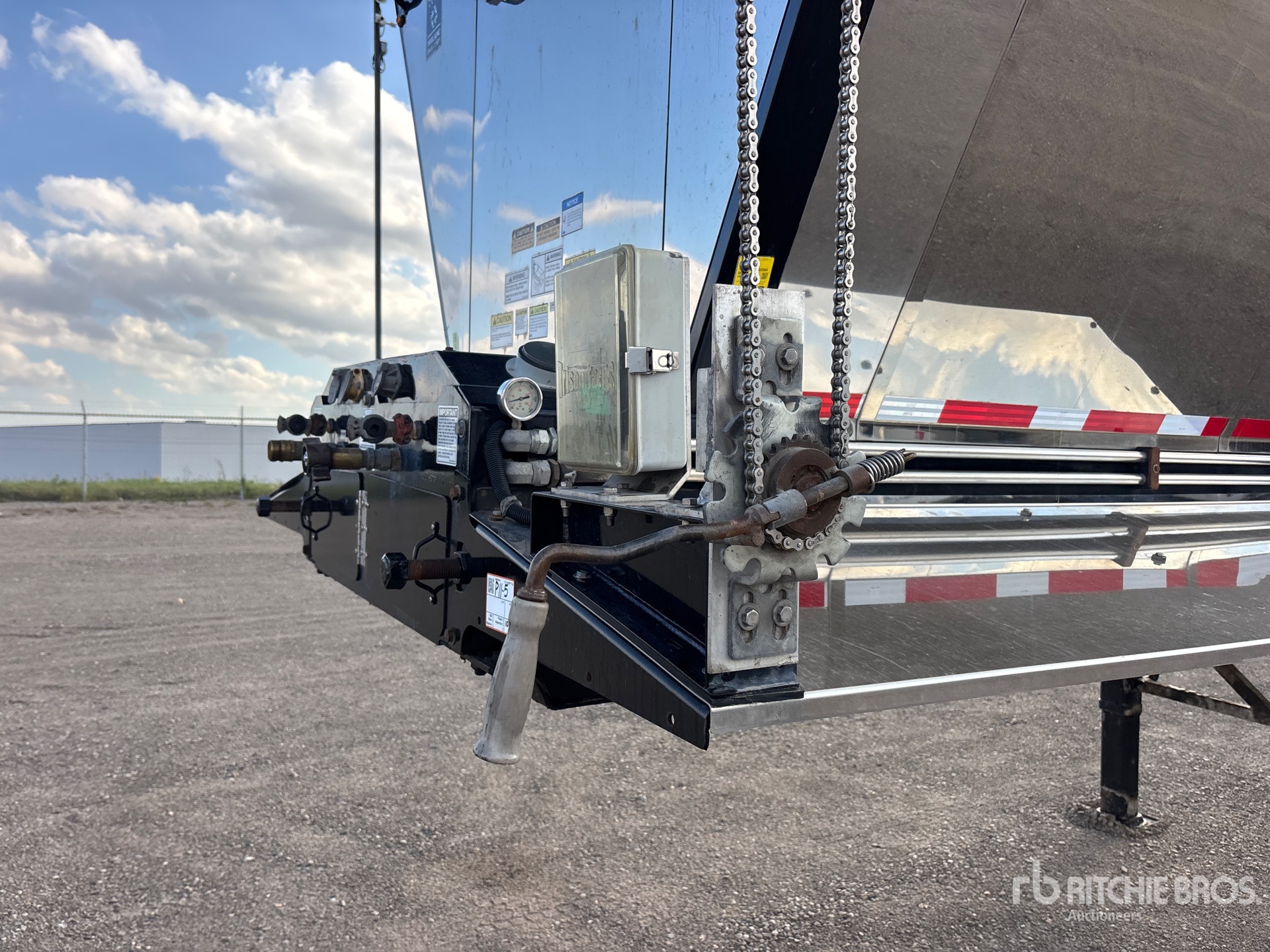 2023 Trail King 48 FT QUAD/A