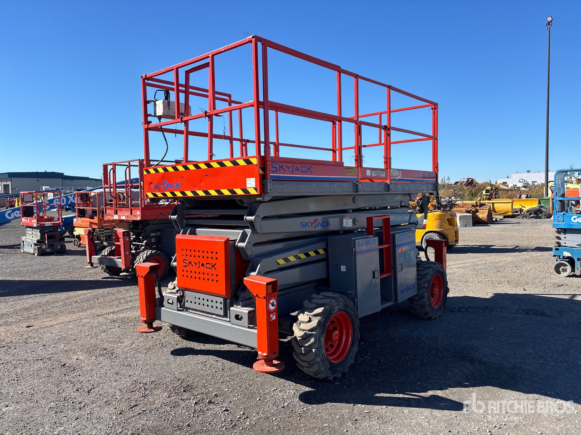 2000 Skyjack SJ8841