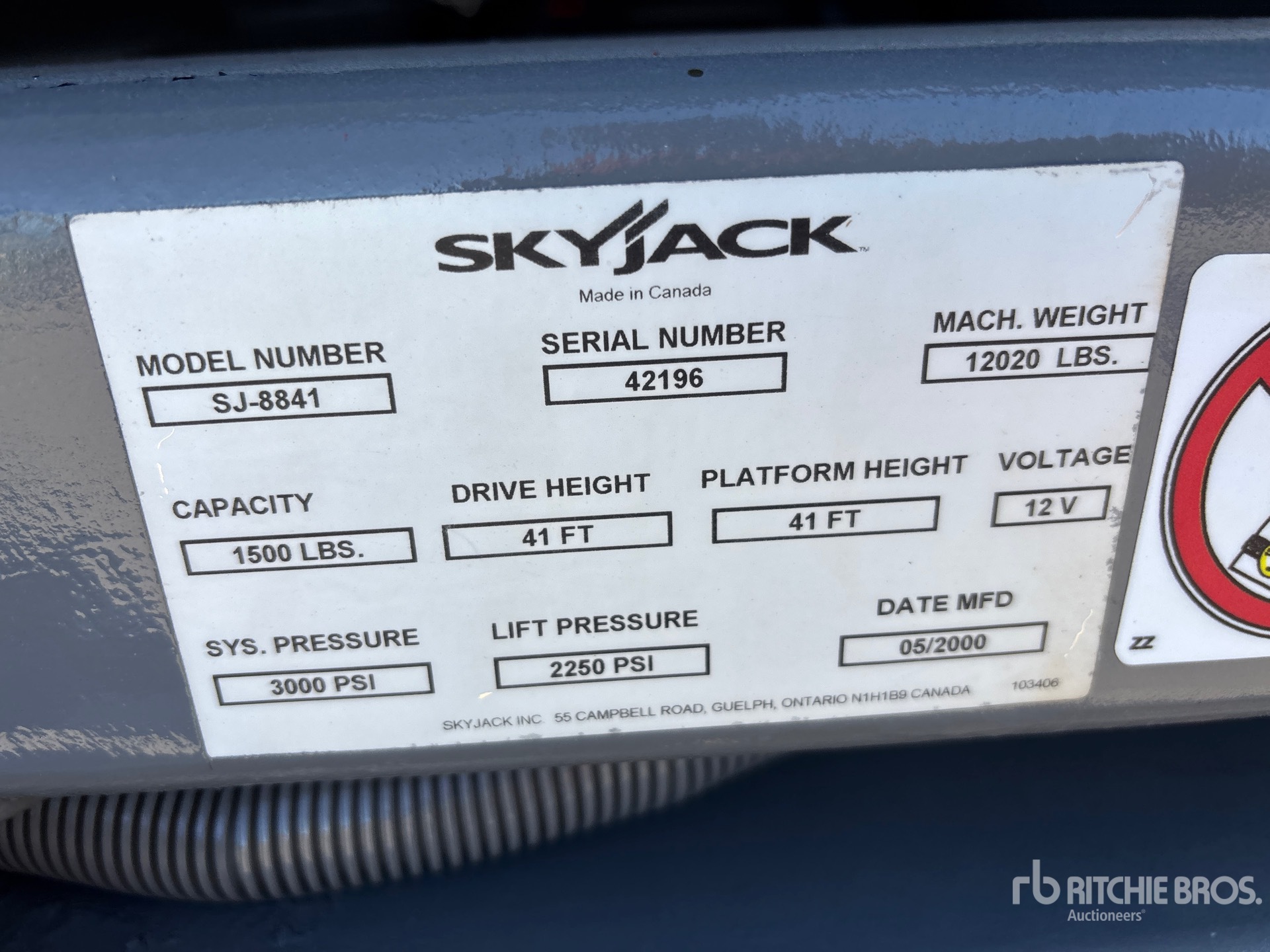 2000 Skyjack SJ8841