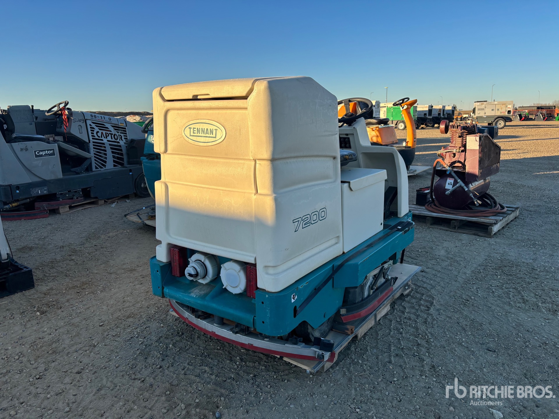 Tennant  7200