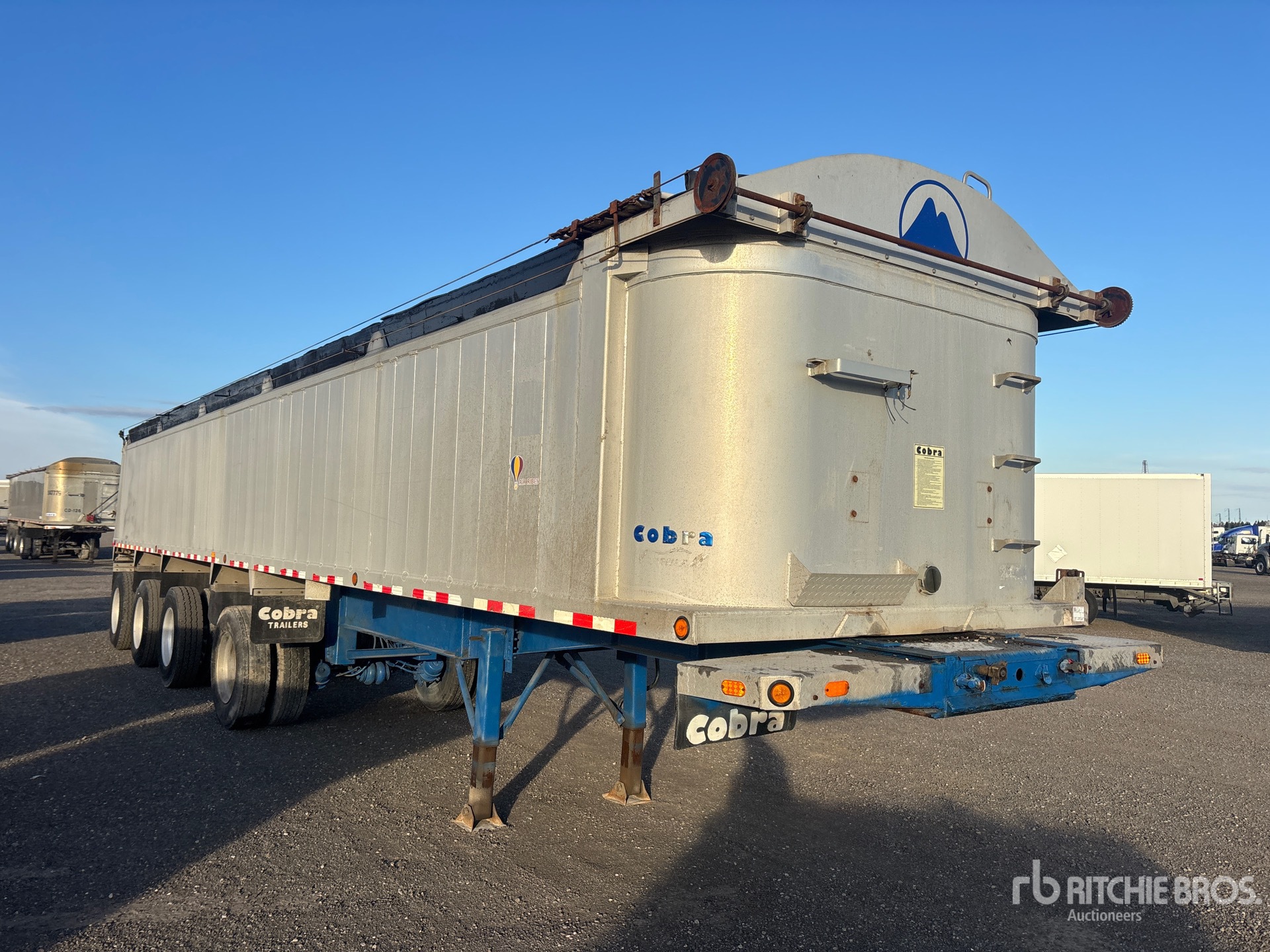 2009 Cobra 44 FT QUAD/A