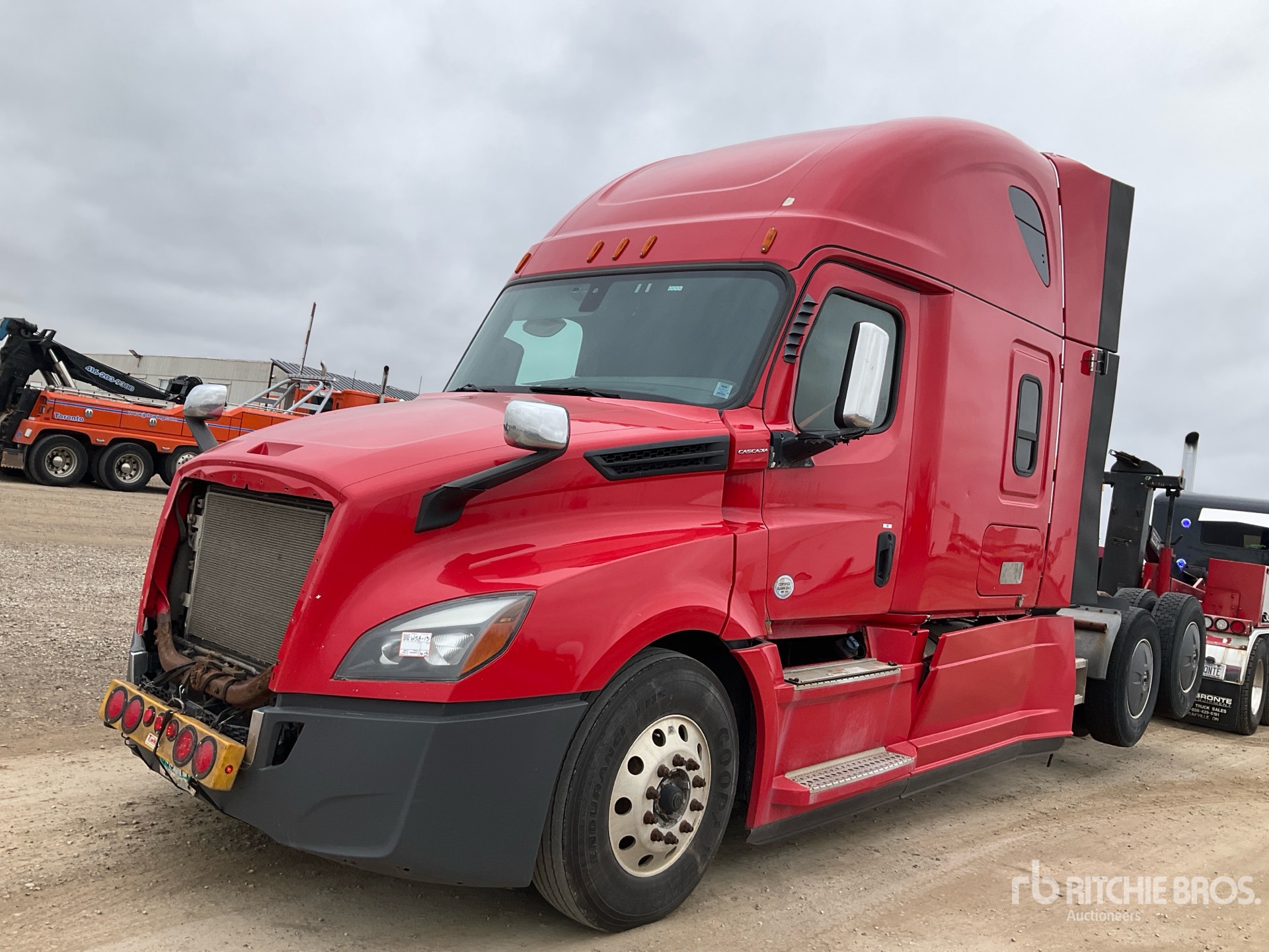 2019 Freightliner CASCADIA 126