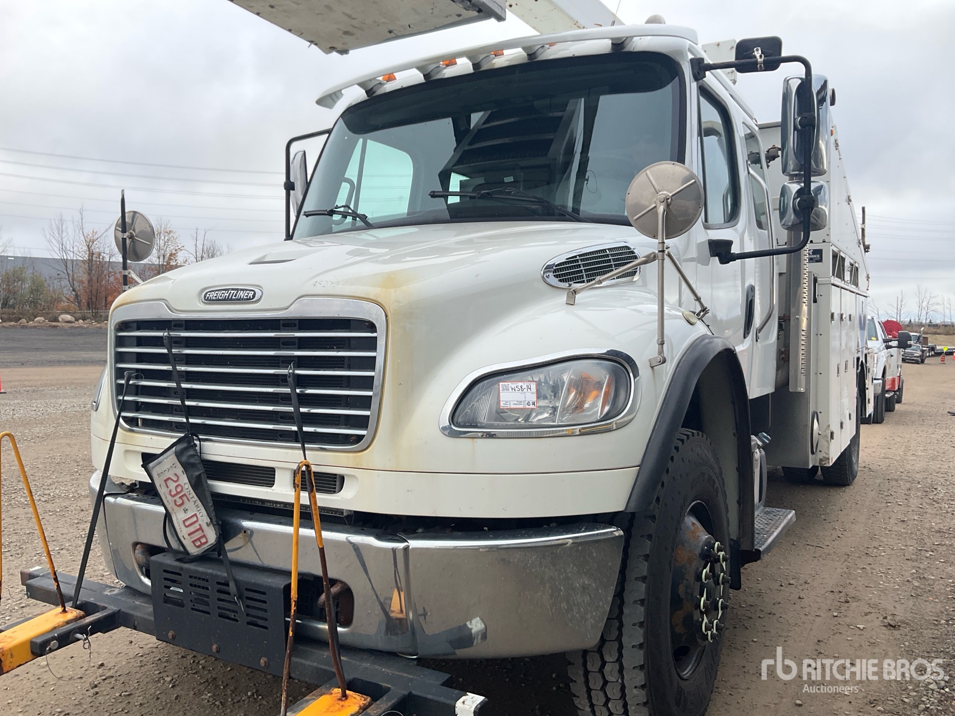 2014 Freightliner M2 106
