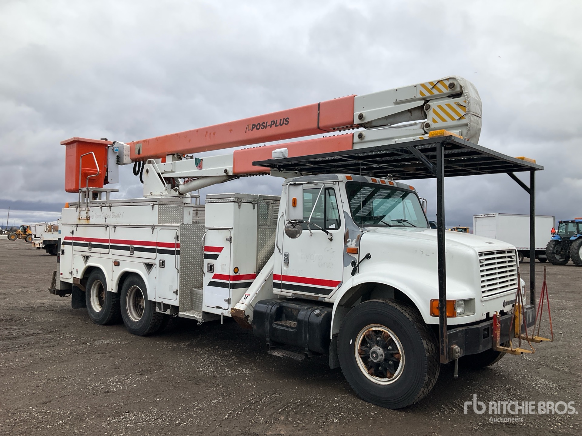 2001 International 4900