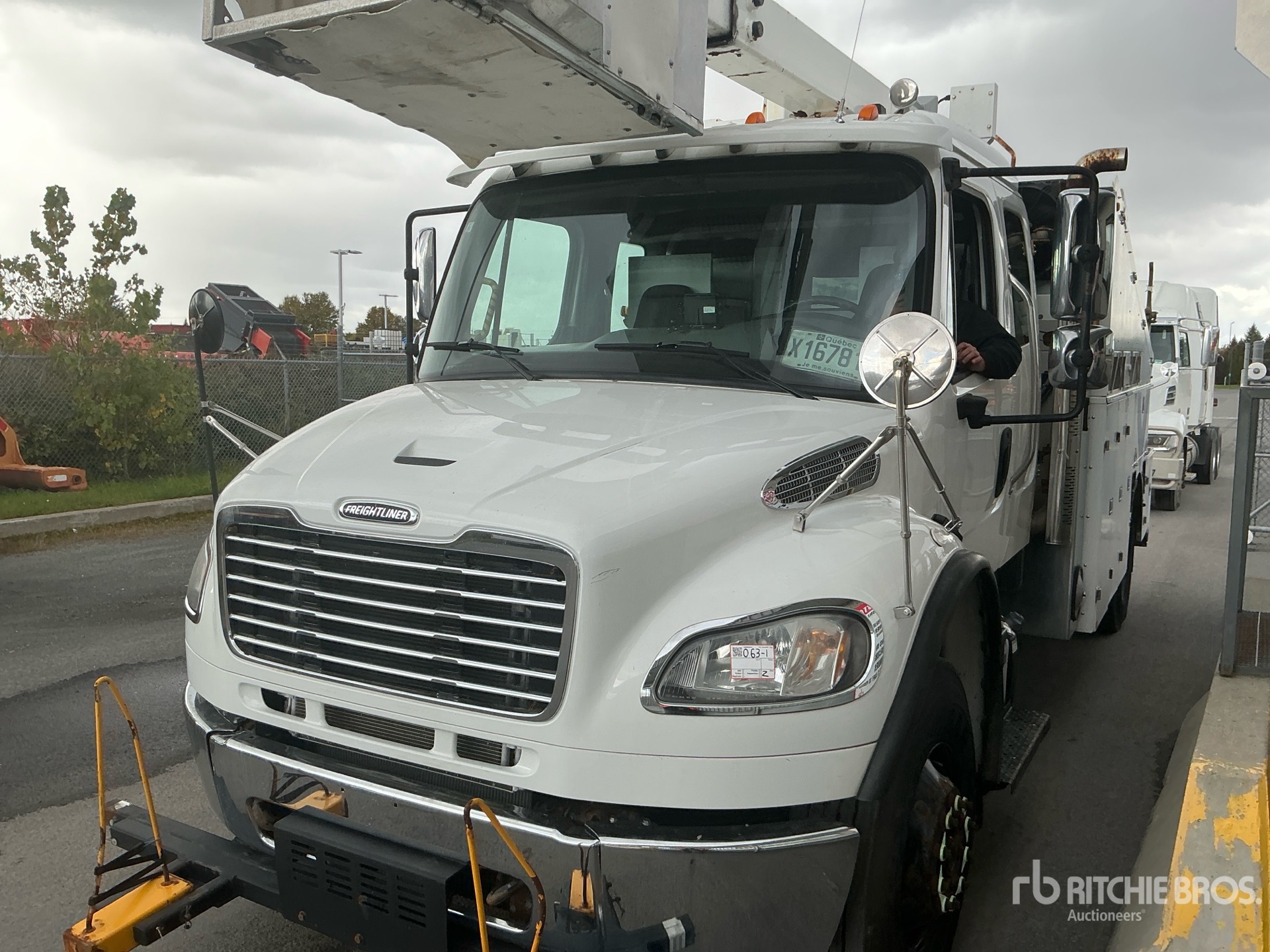 2015 Freightliner M2 106
