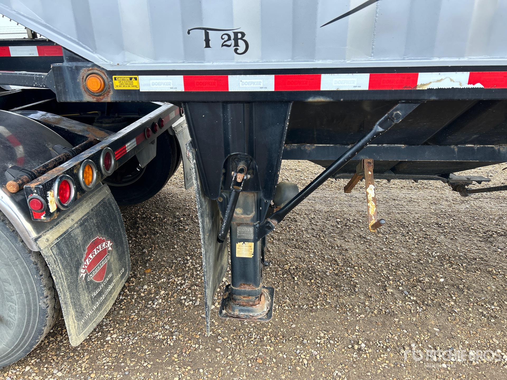 2018 Doepker LB13257-R