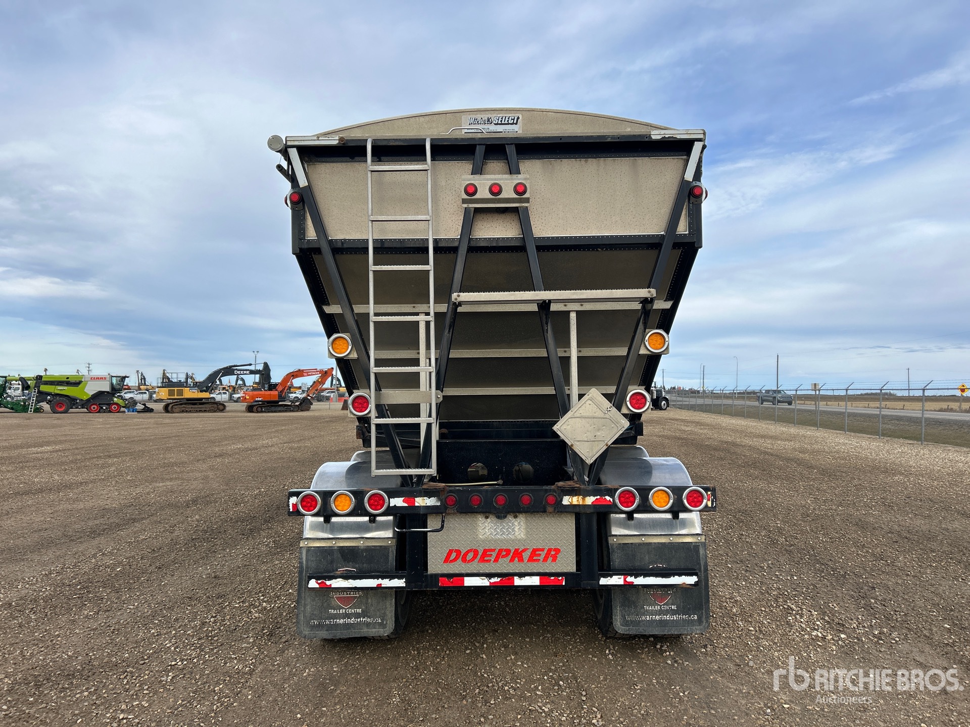 2018 Doepker LB13257-R