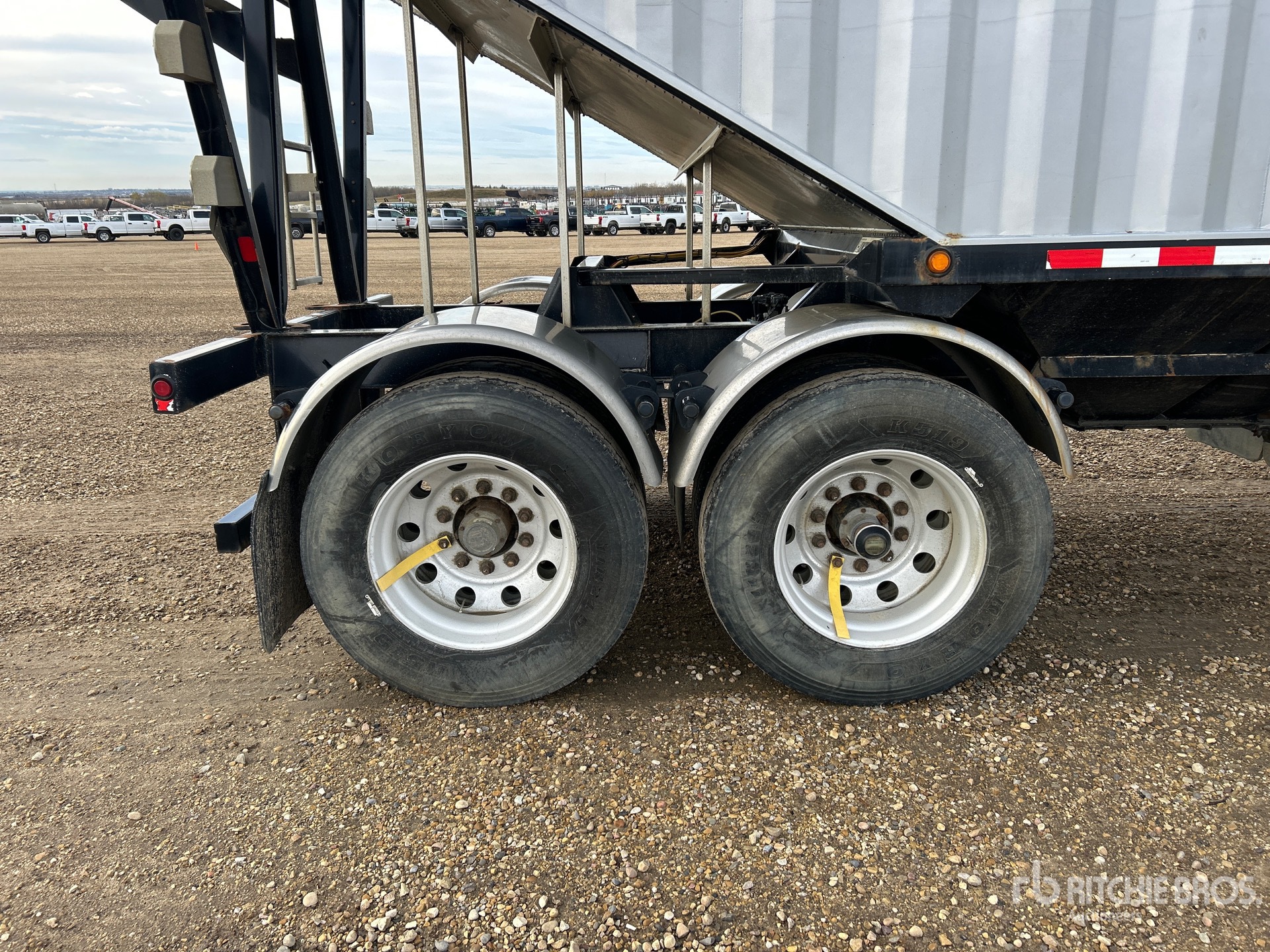 2018 Doepker LB13257-R