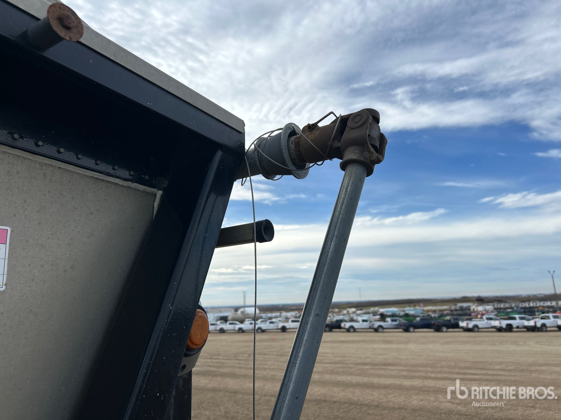 2018 Doepker LB13257-R