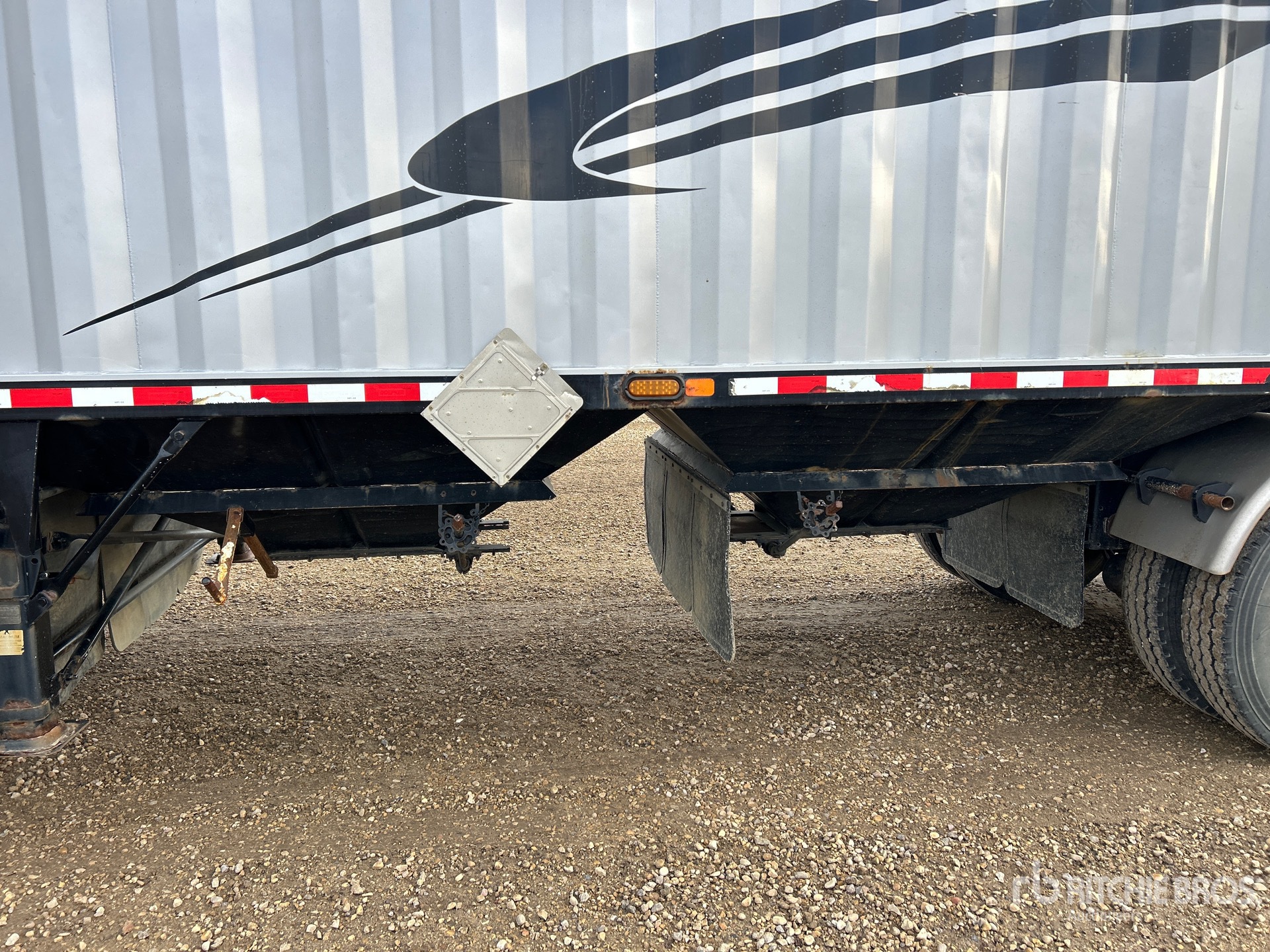 2018 Doepker LB13257-R