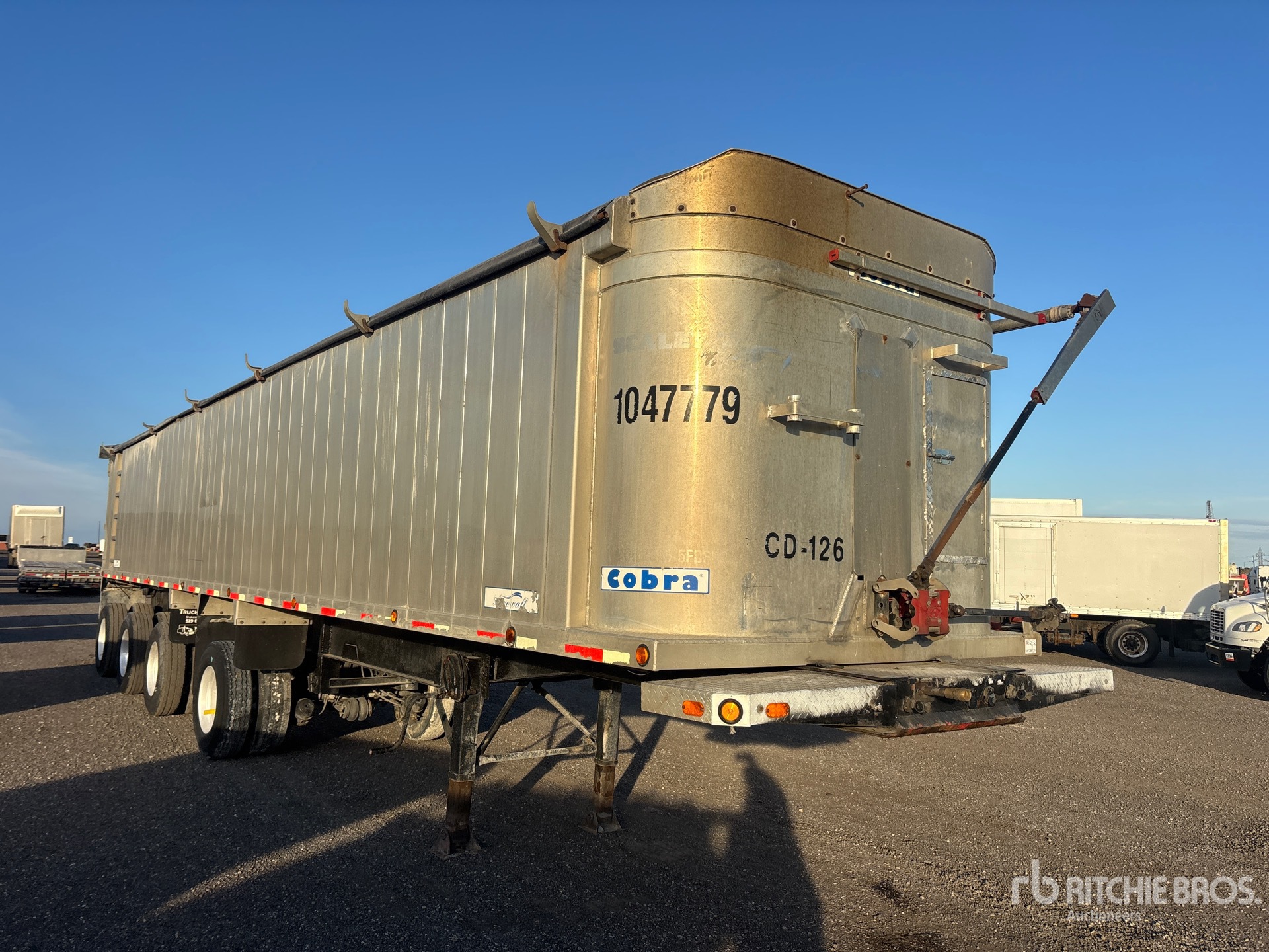 2008 Cobra 44 FT QUAD/A