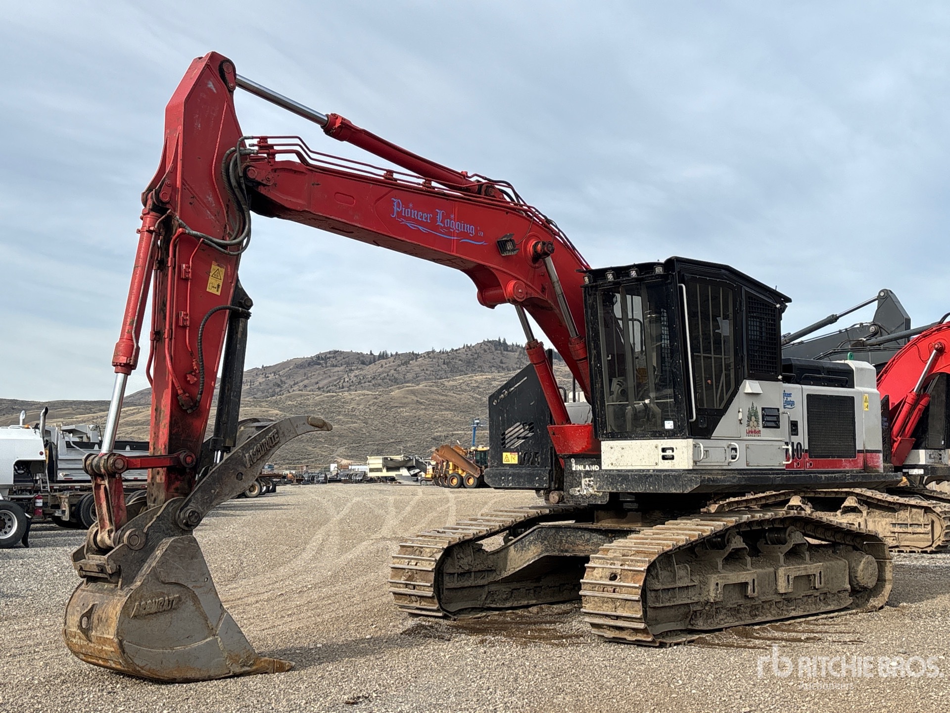 Photo of 2019 Link-Belt 3740RBN