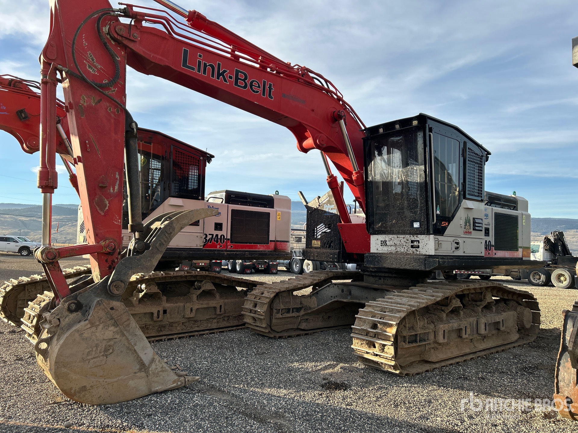 2019 Link-Belt 3740