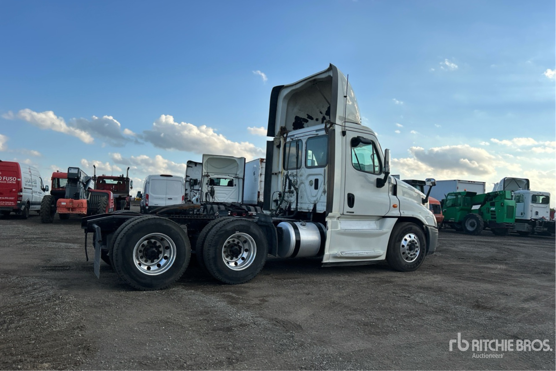 2016 Freightliner CASCADIA 125