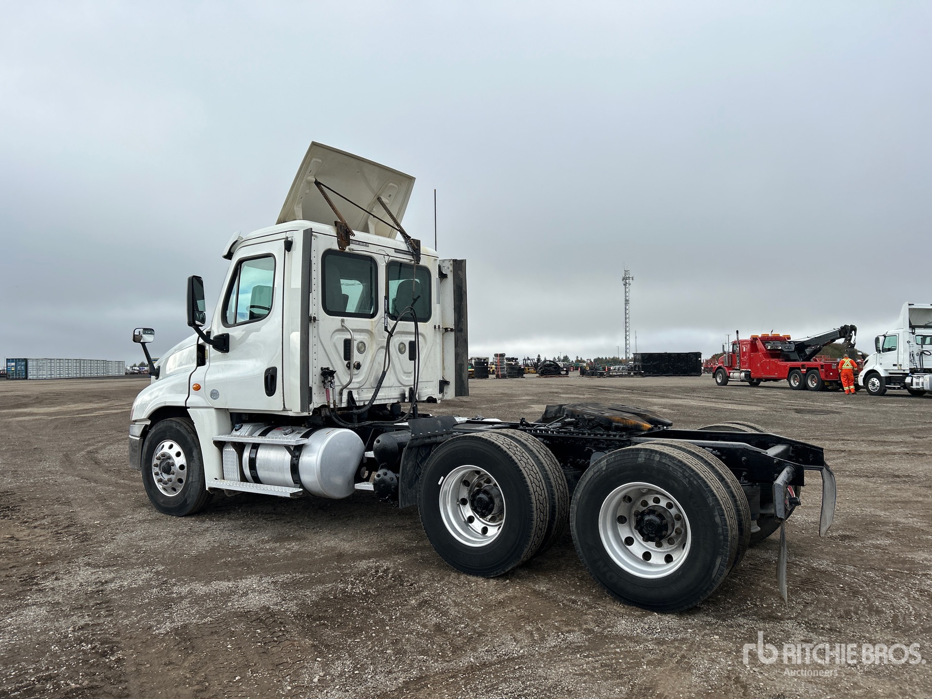 2016 Freightliner CASCADIA 125