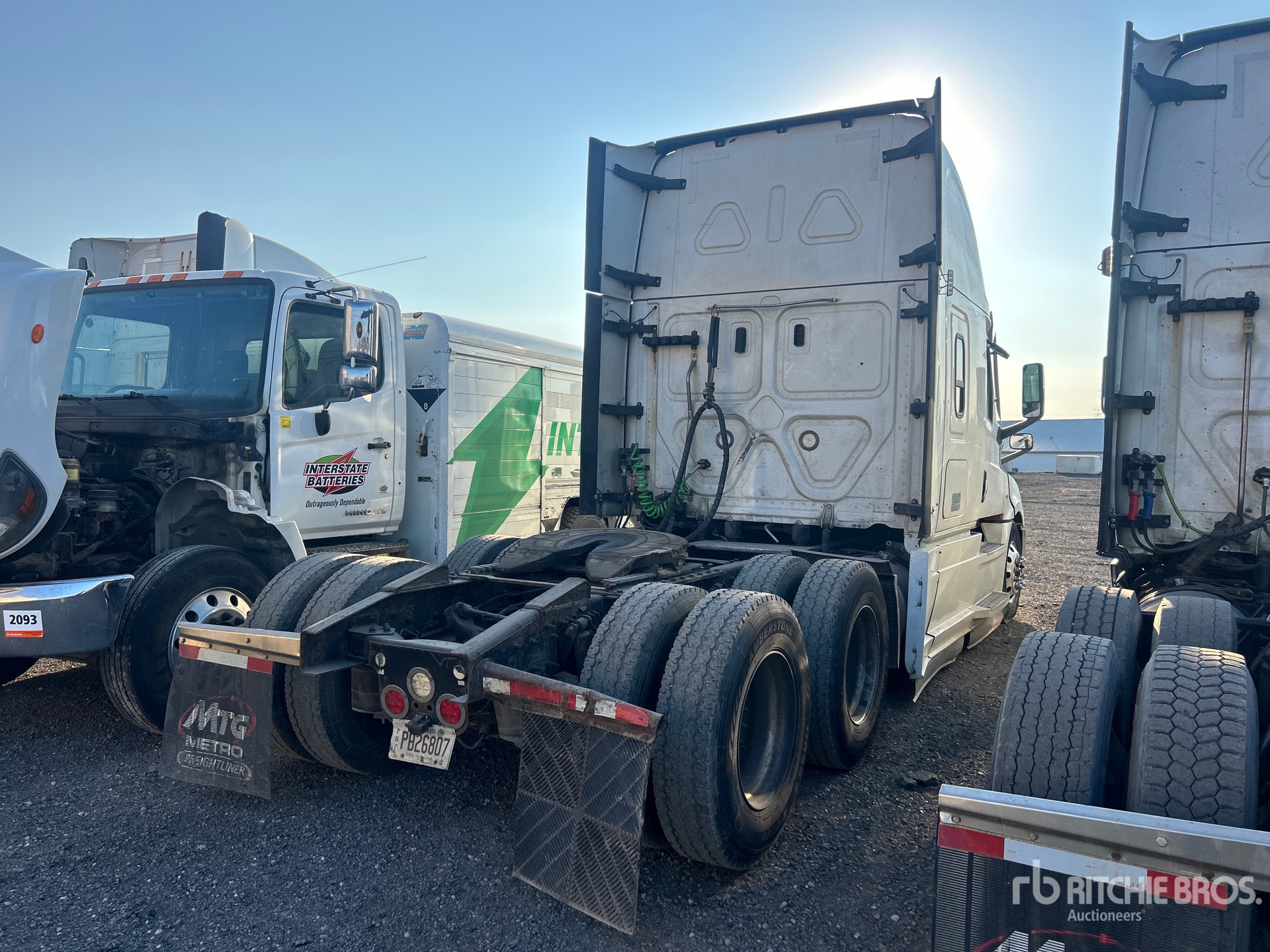 2020 Freightliner CASCADIA 126