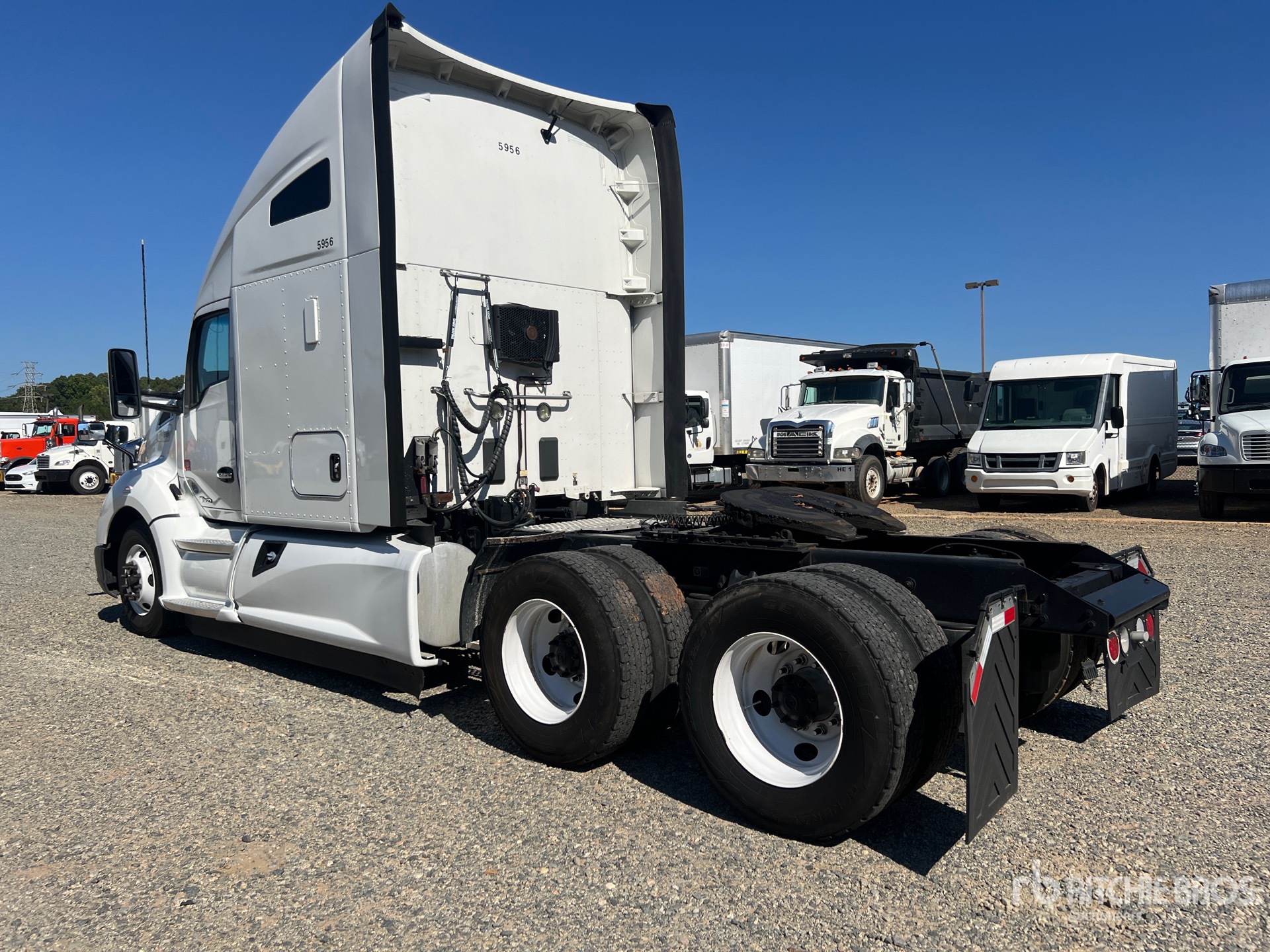 2020 Kenworth T680