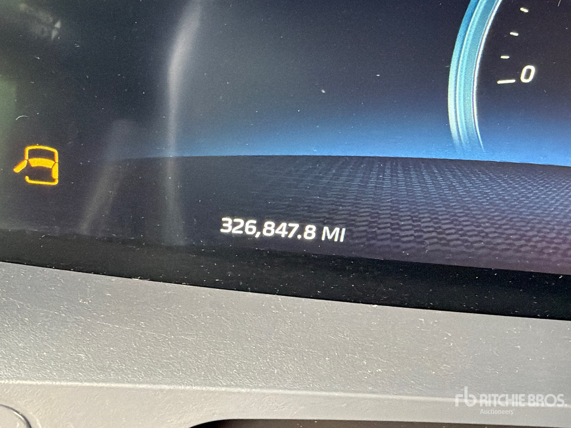 2023 Kenworth W990