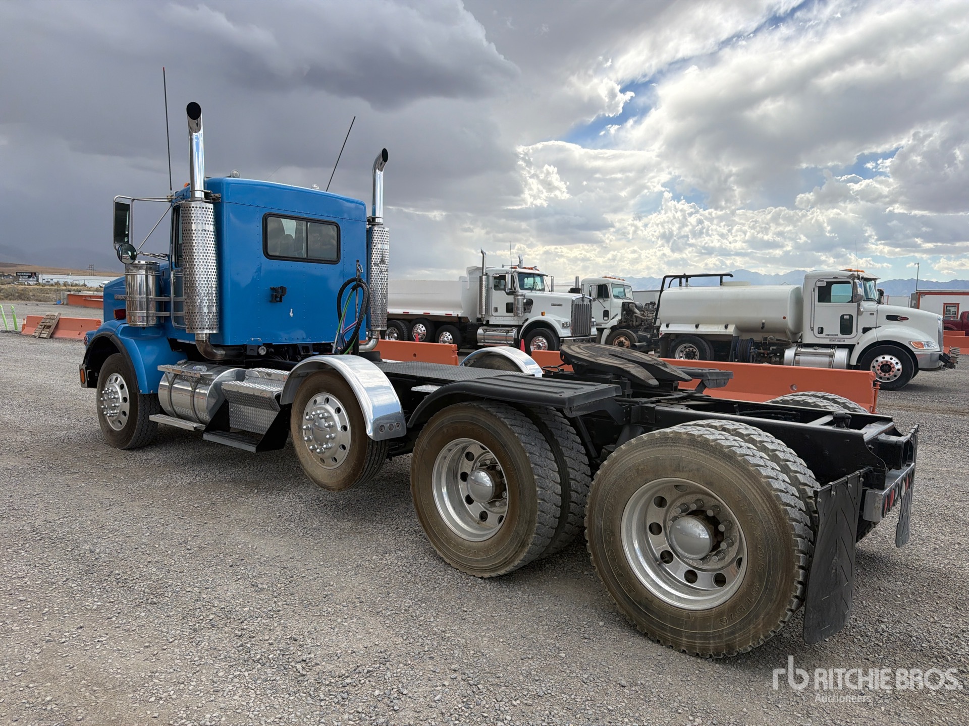 2004 Kenworth T800