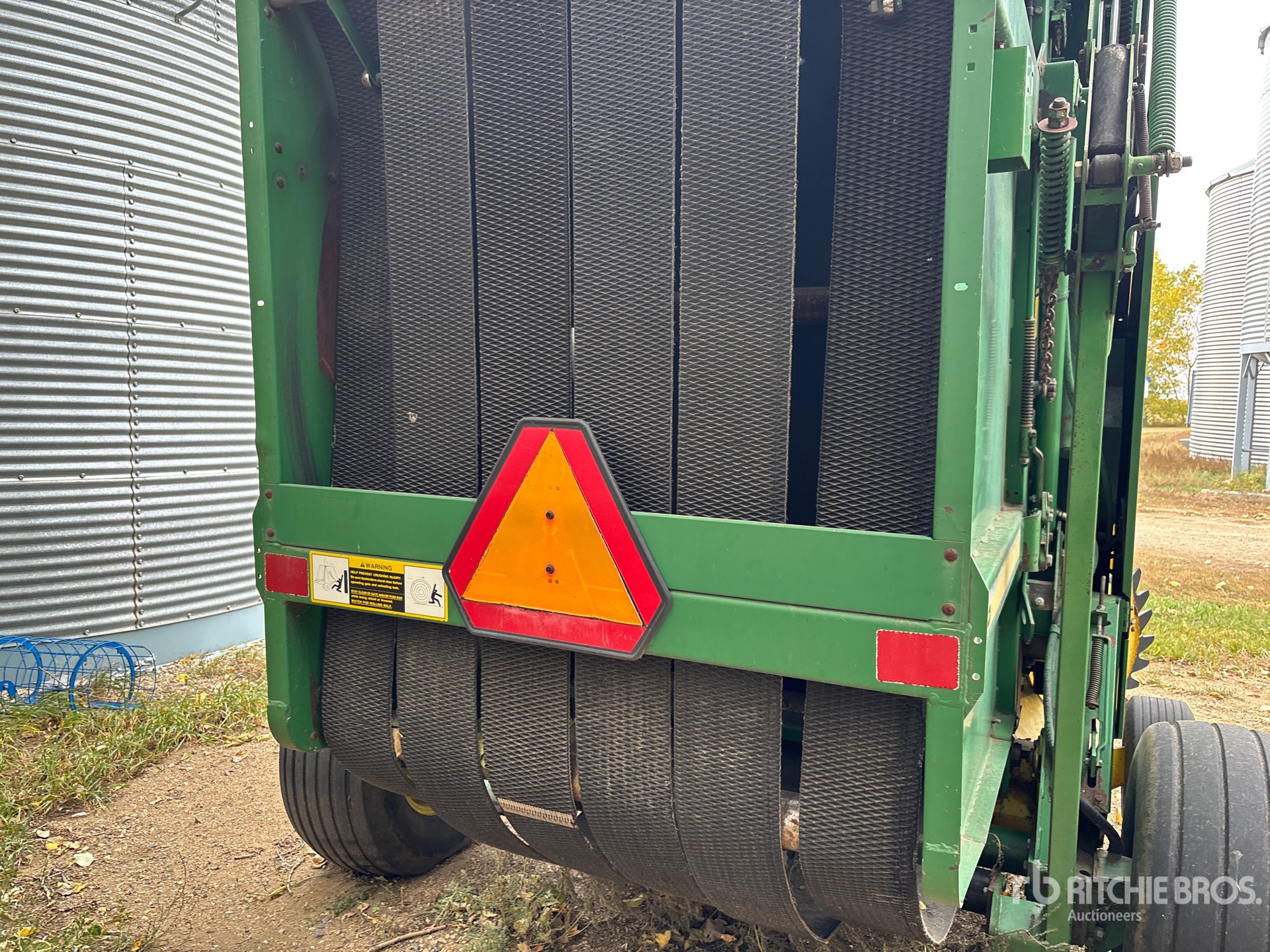 John Deere 435