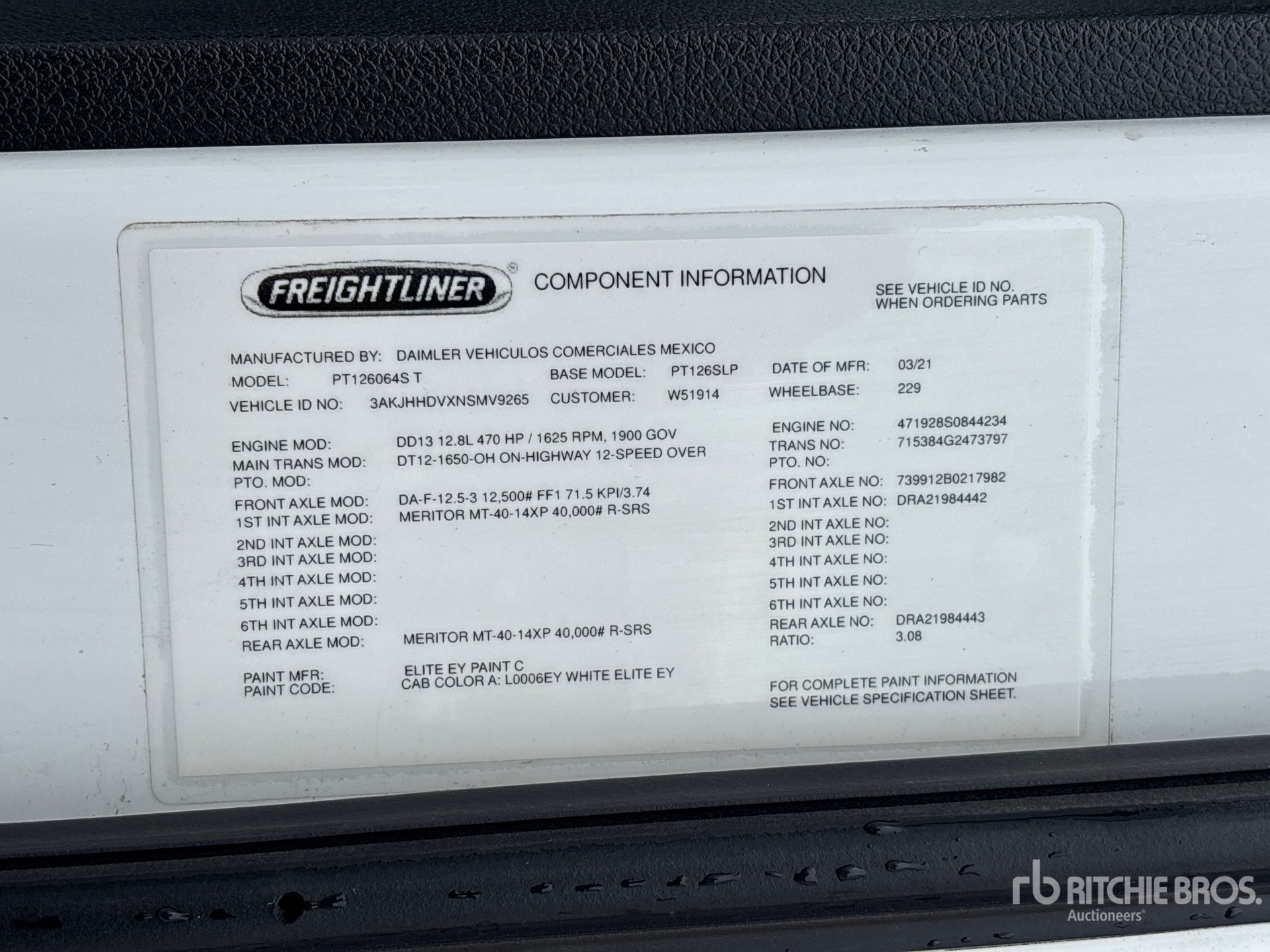 2022 Freightliner CASCADIA 126