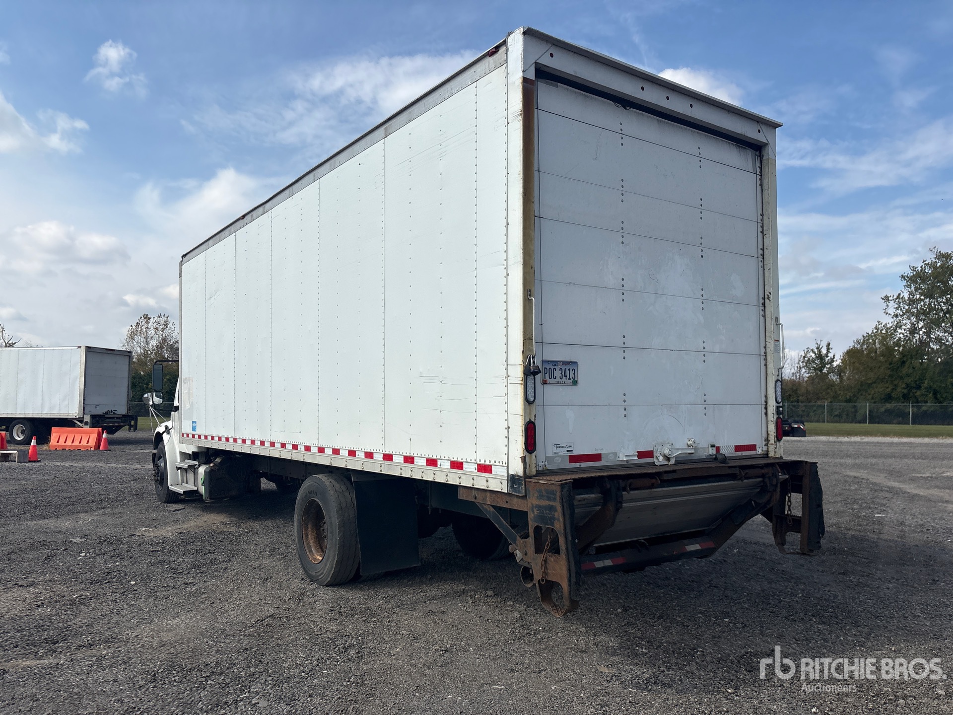 2016 Freightliner M2 106