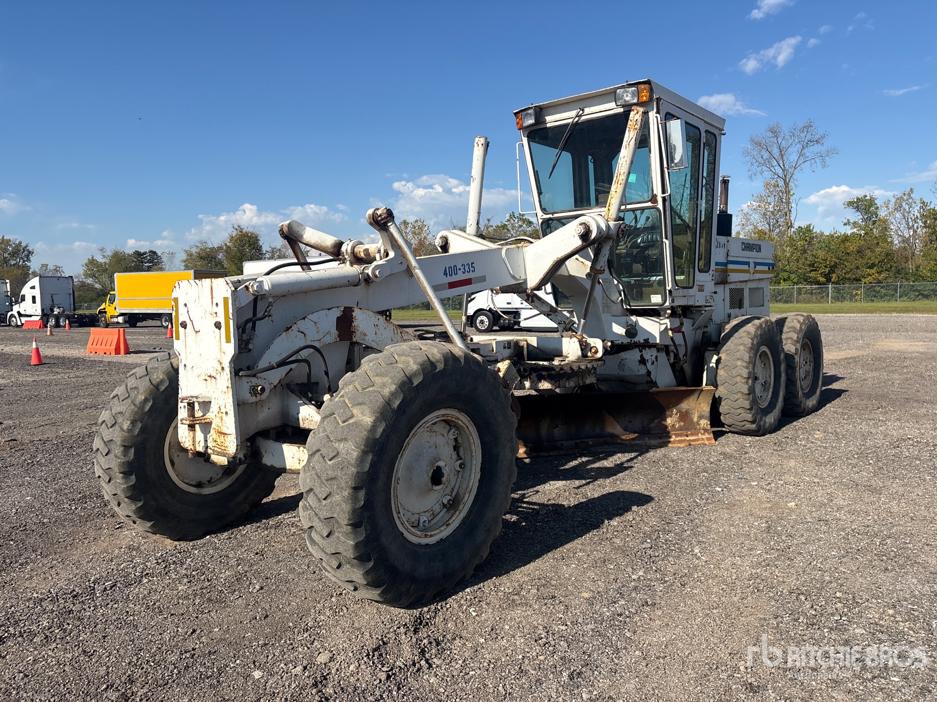 Photo of 1988 Champion 710A