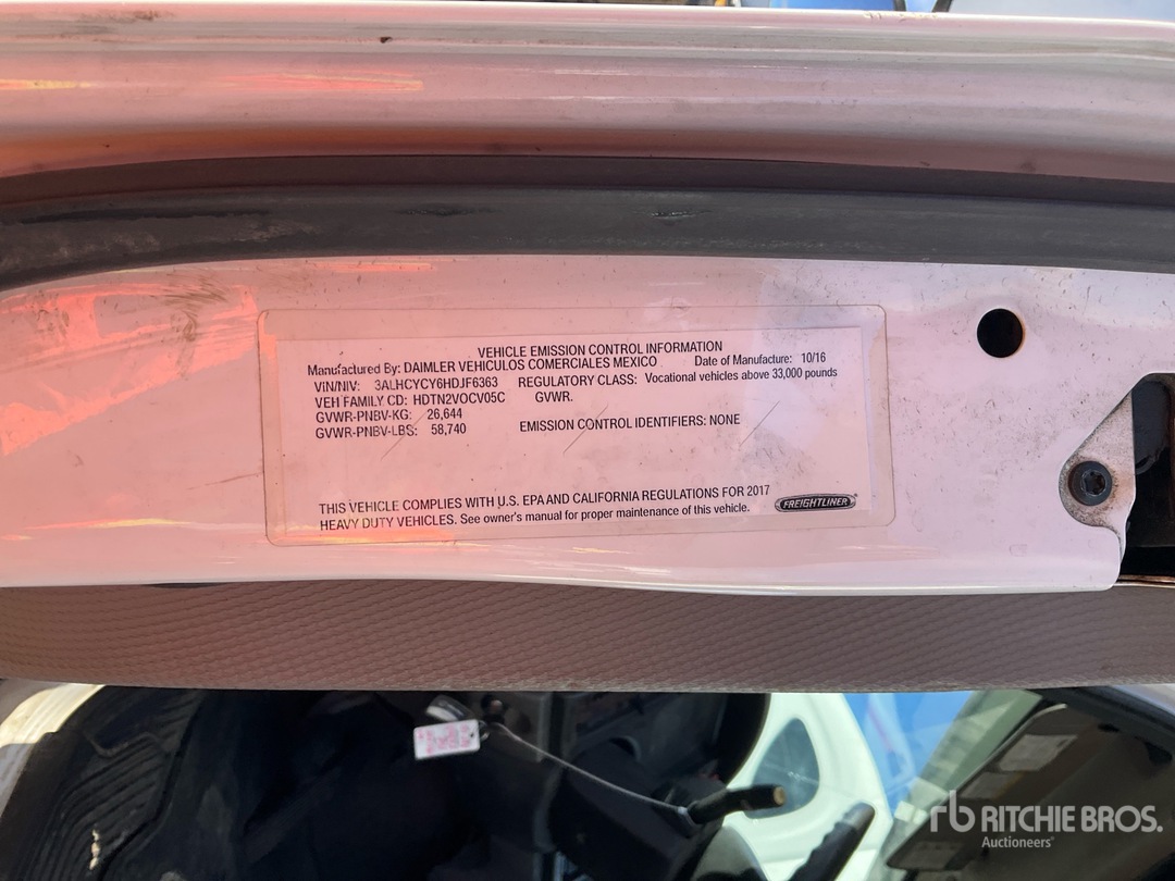 2017 Freightliner M2 106