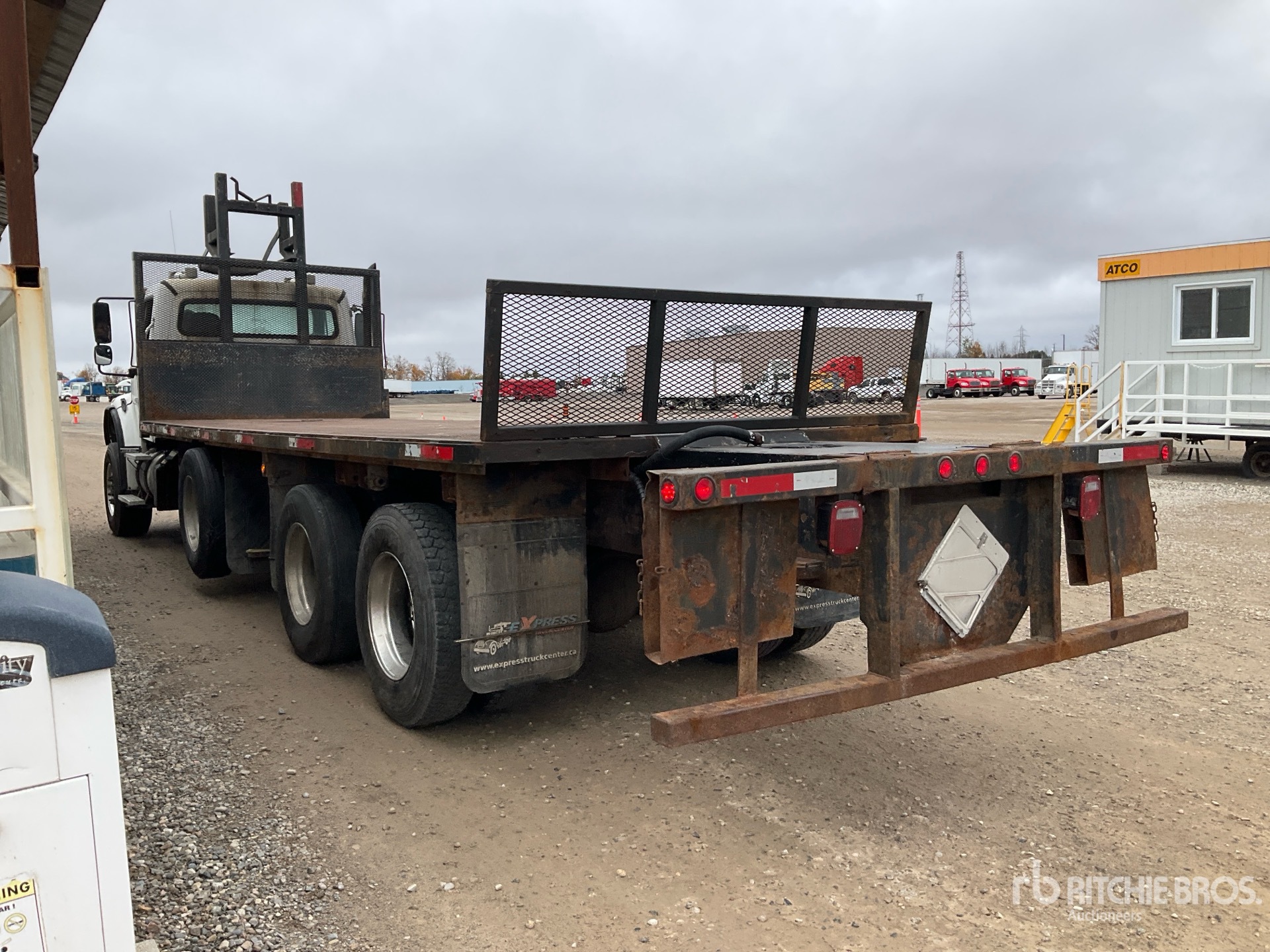 2017 Freightliner M2 106