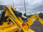 Hydraulics with Bucket Tilt Cylinders