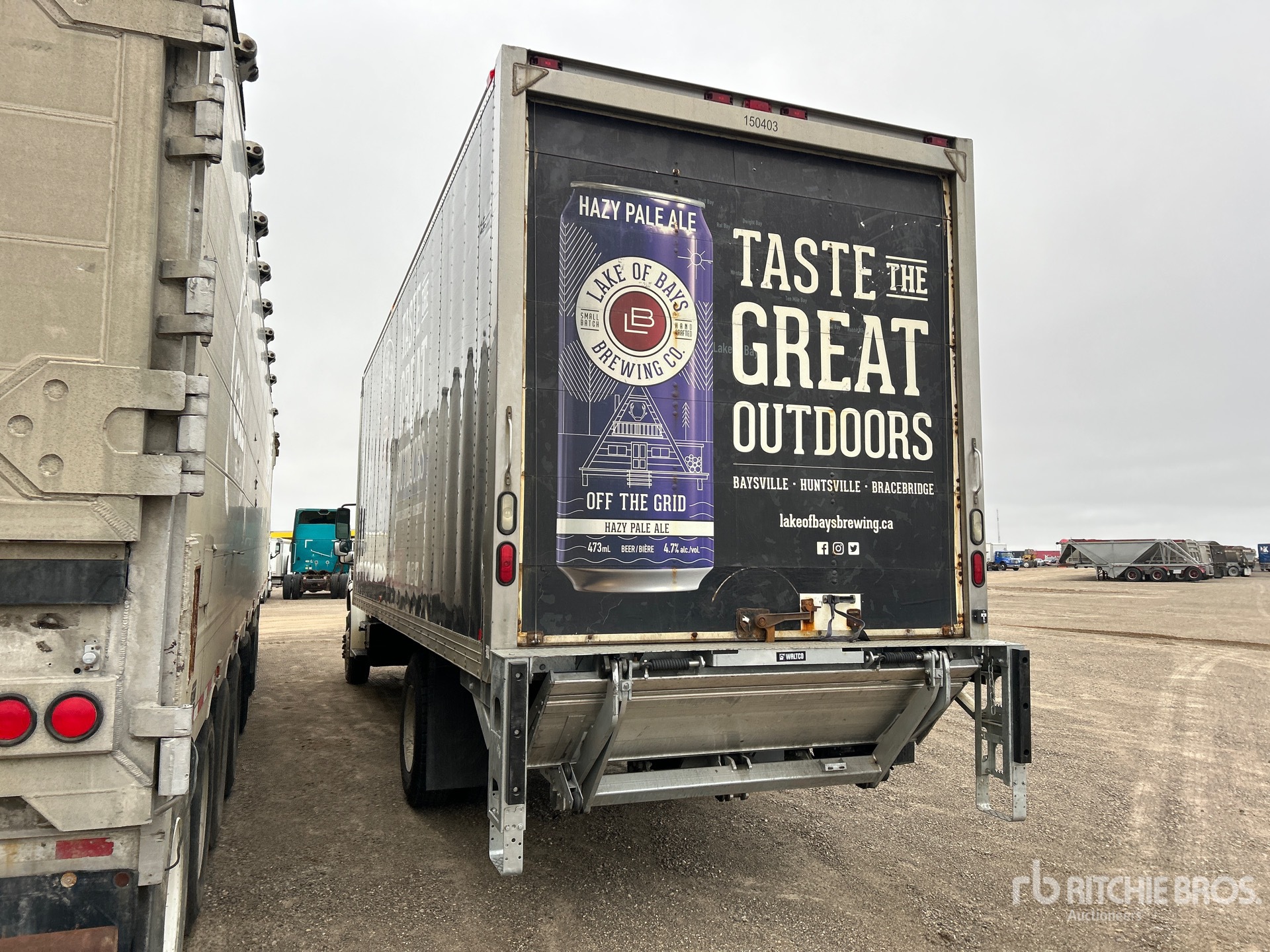 2016 Freightliner M2 106