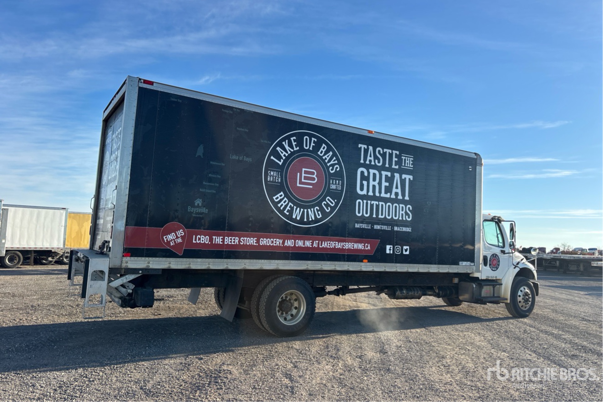 2016 Freightliner M2 106
