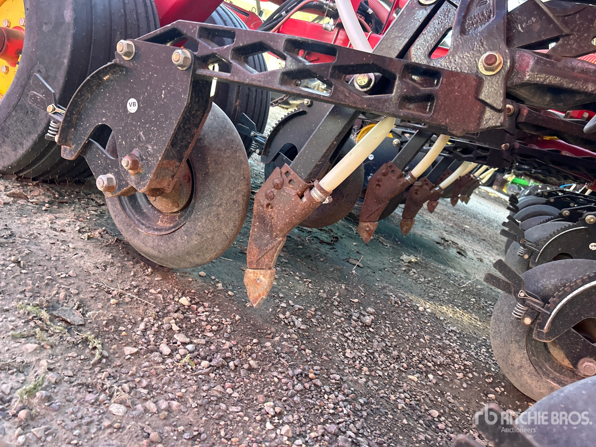 2016 Bourgault 3320