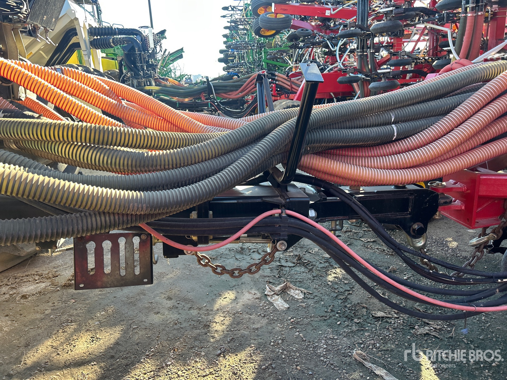 2016 Bourgault 3320