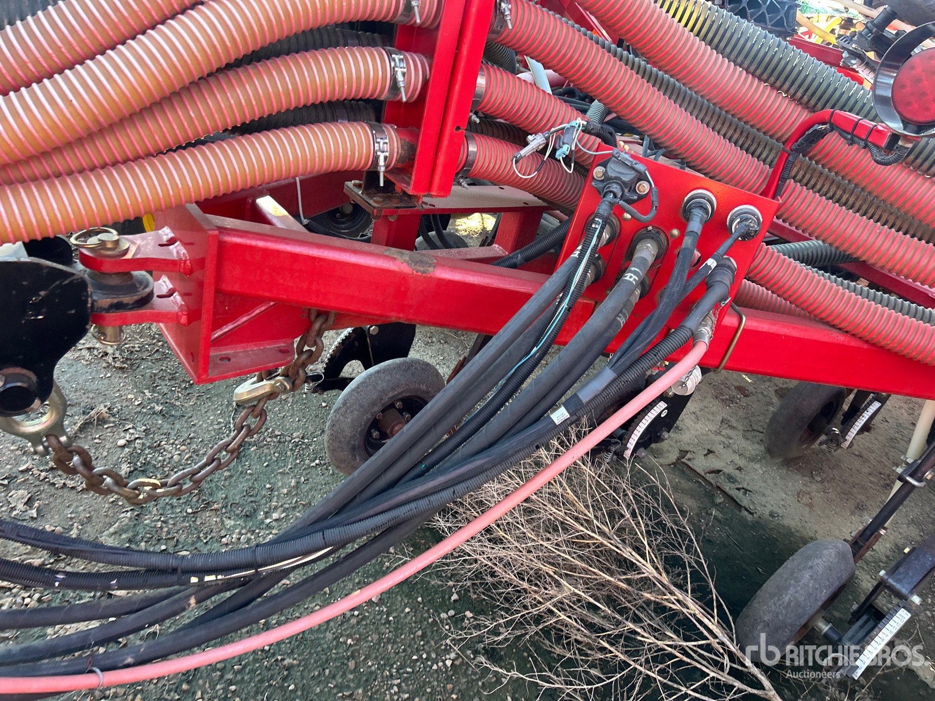 2016 Bourgault 3320