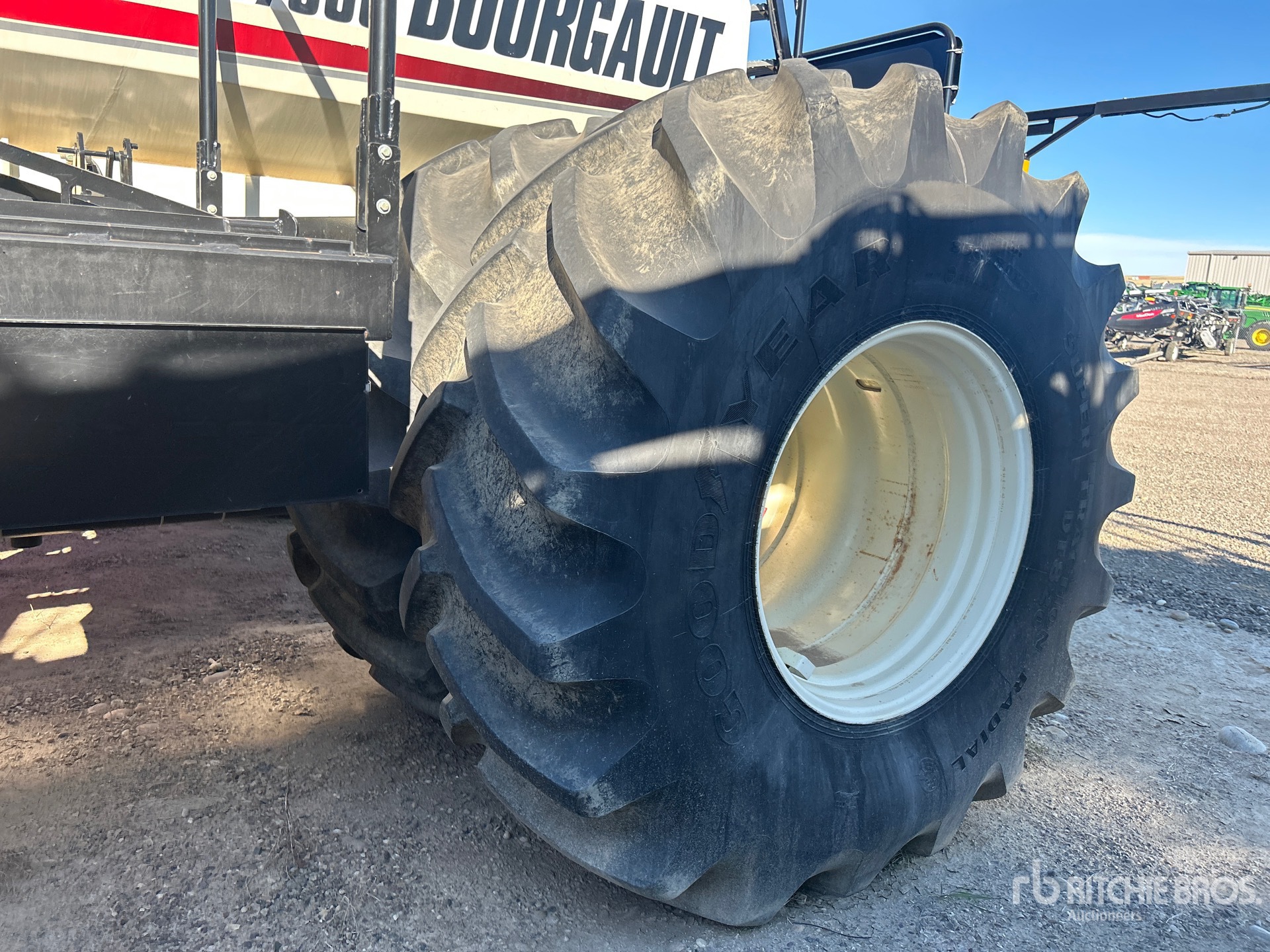 2016 Bourgault 3320