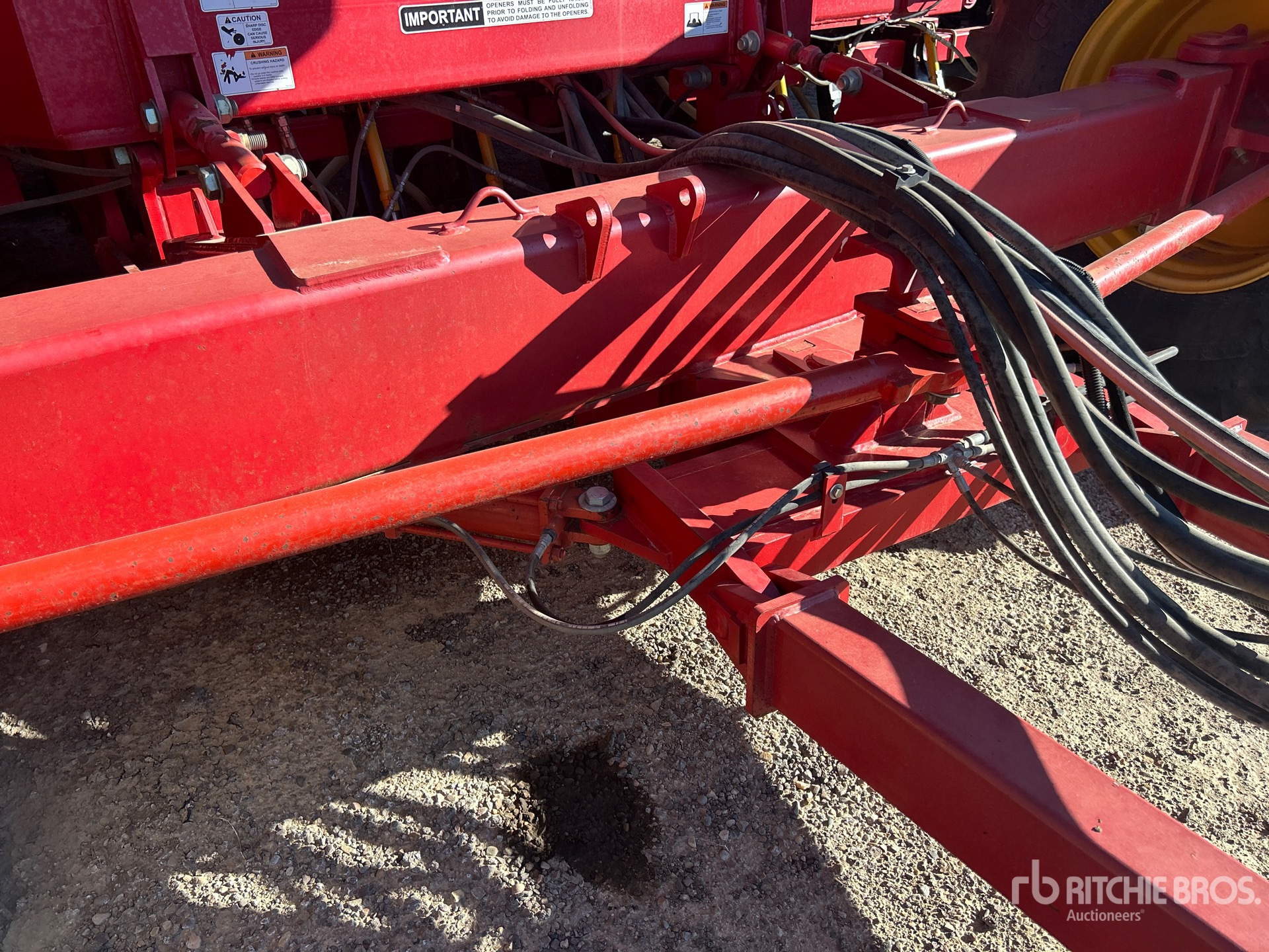 2016 Bourgault 3320