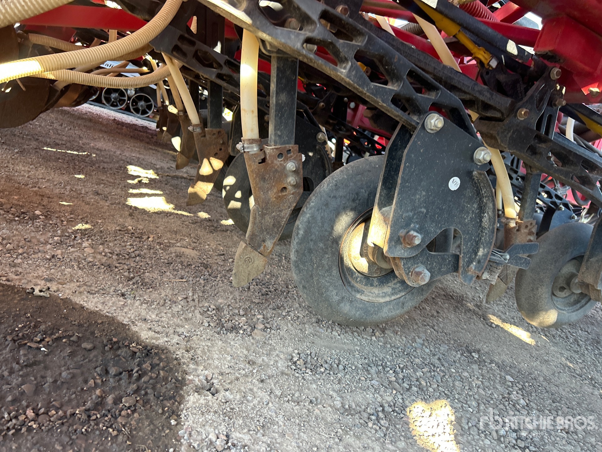 2016 Bourgault 3320
