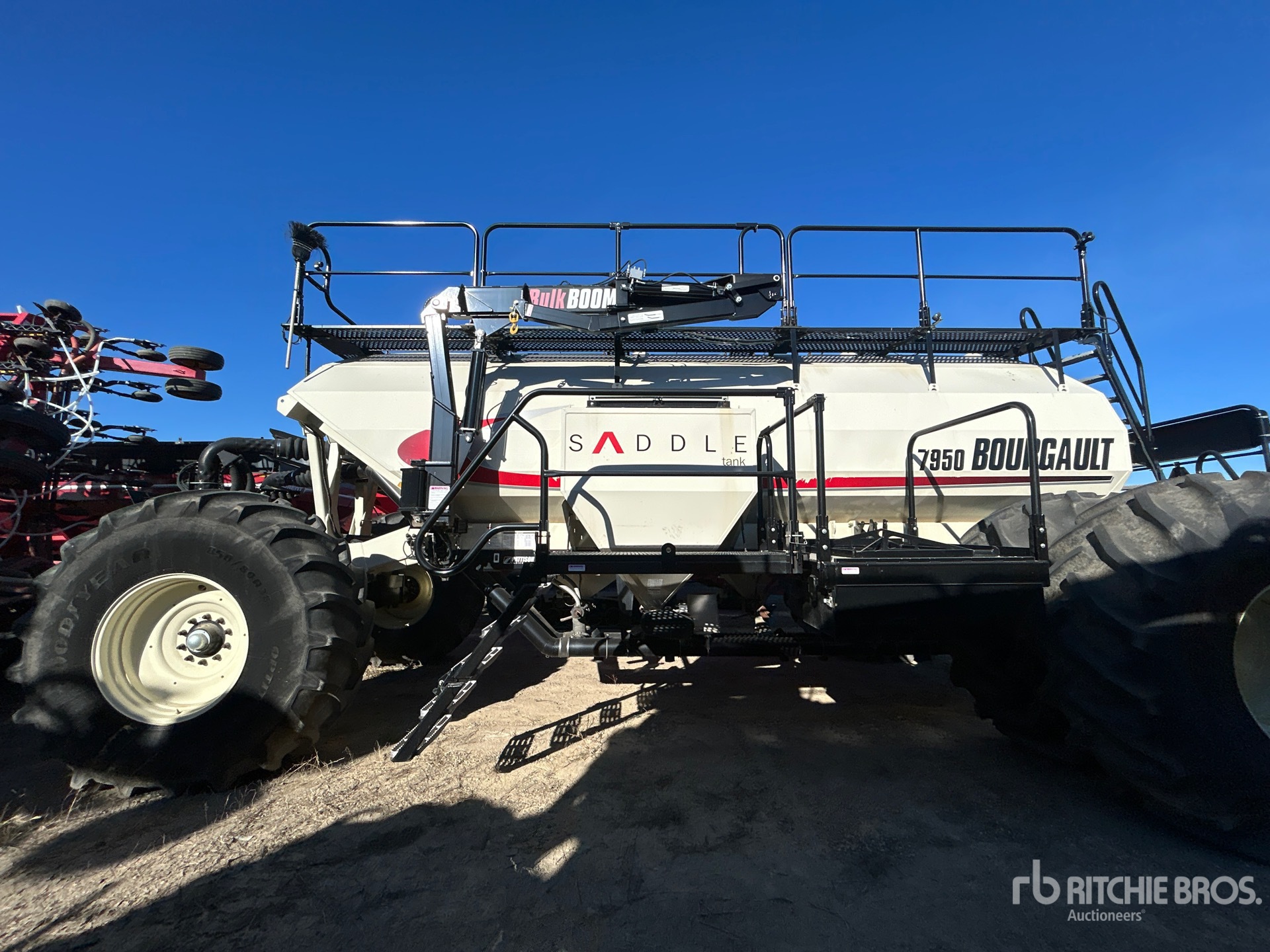 2016 Bourgault 3320