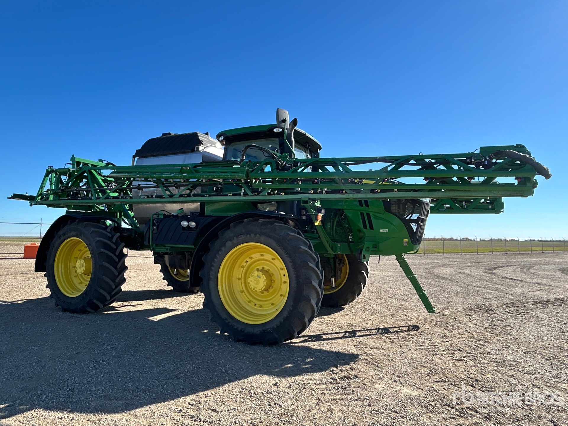 2018 John Deere R4045