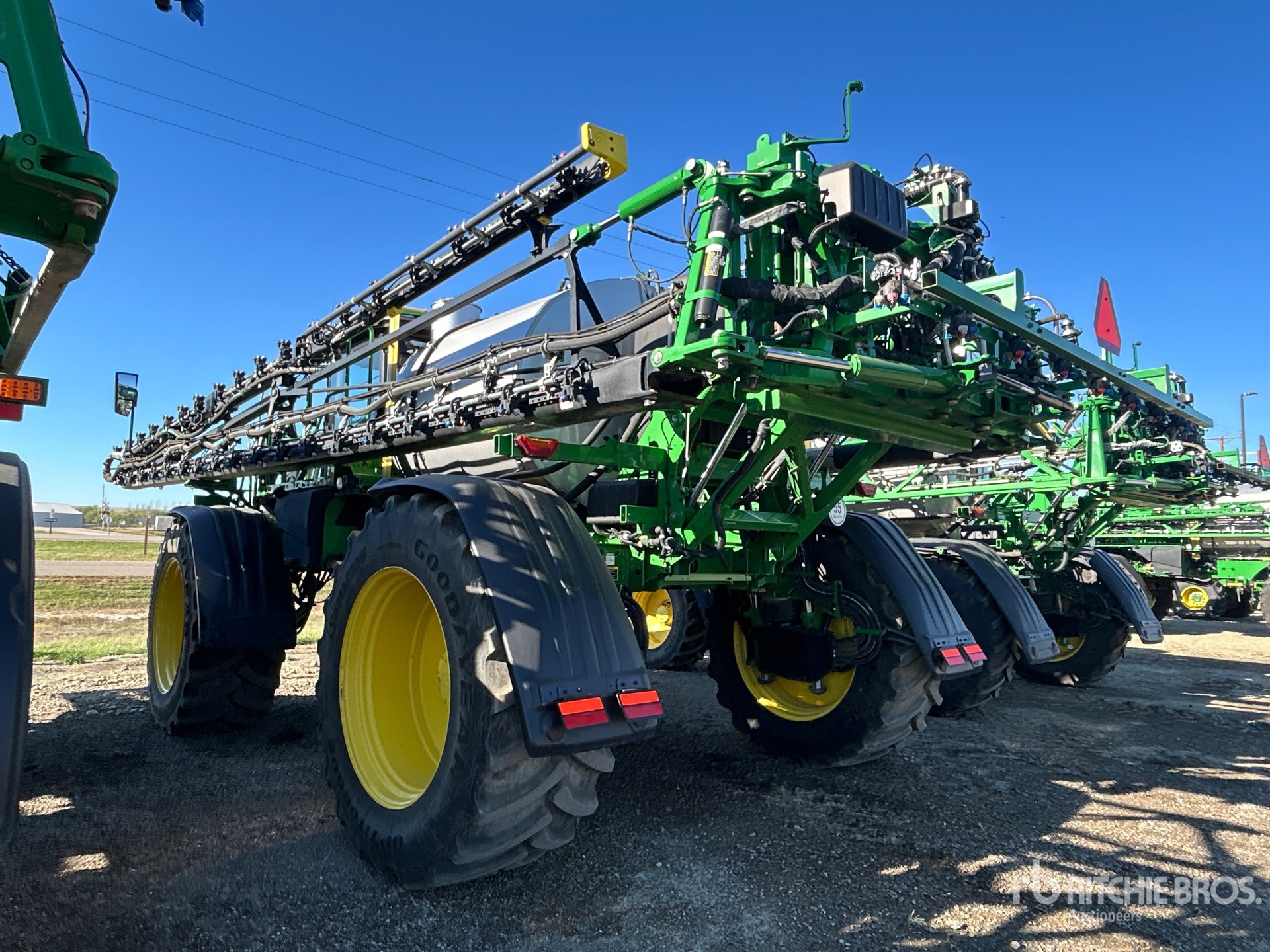 2023 John Deere 616R